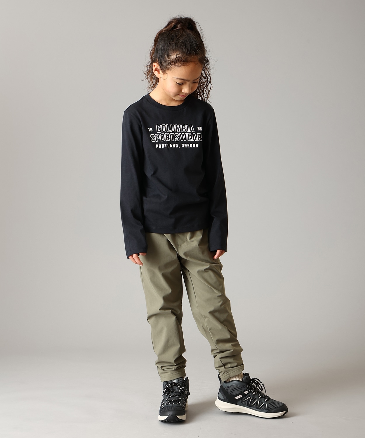 010Black Blocked Brand