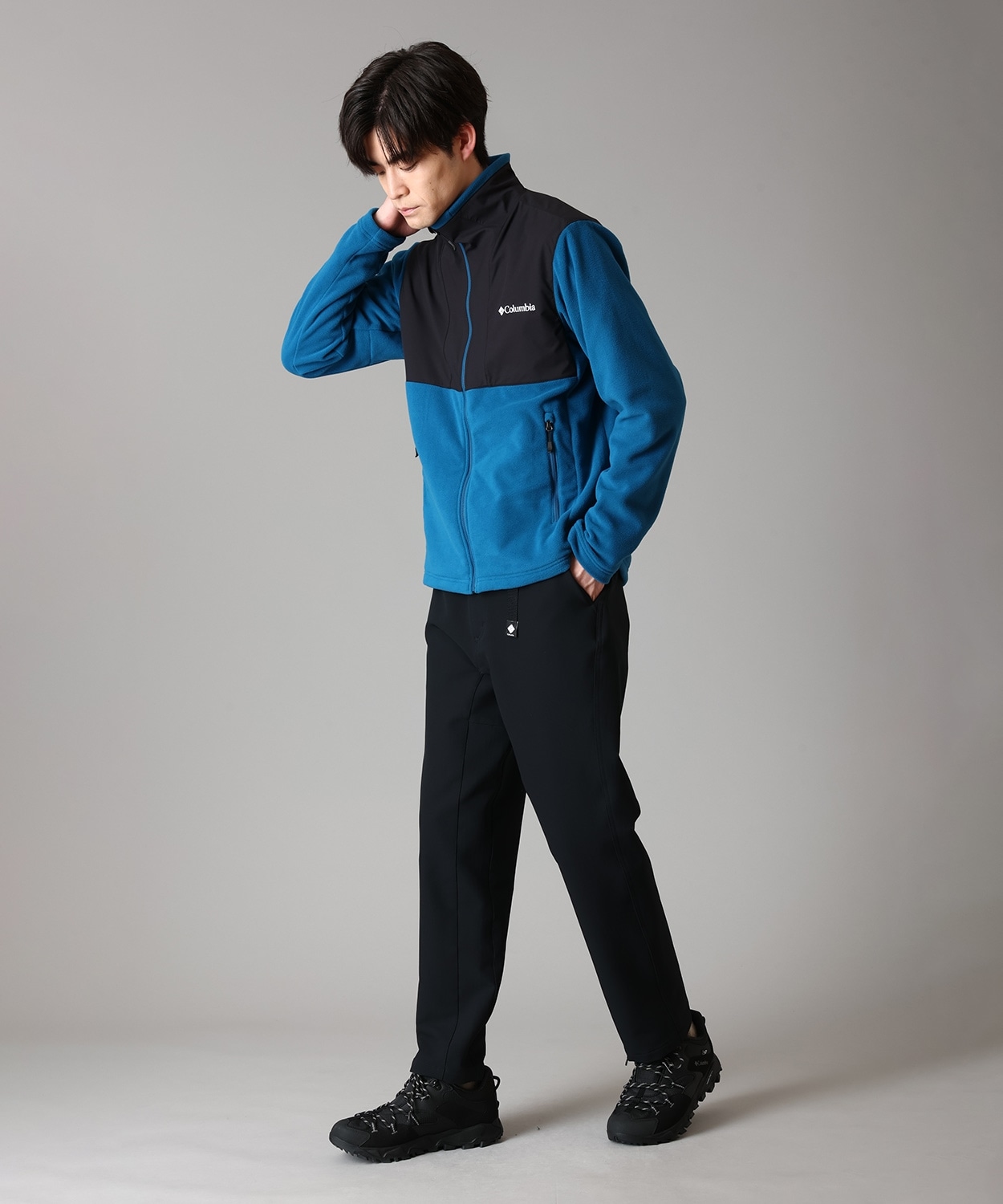 010Black