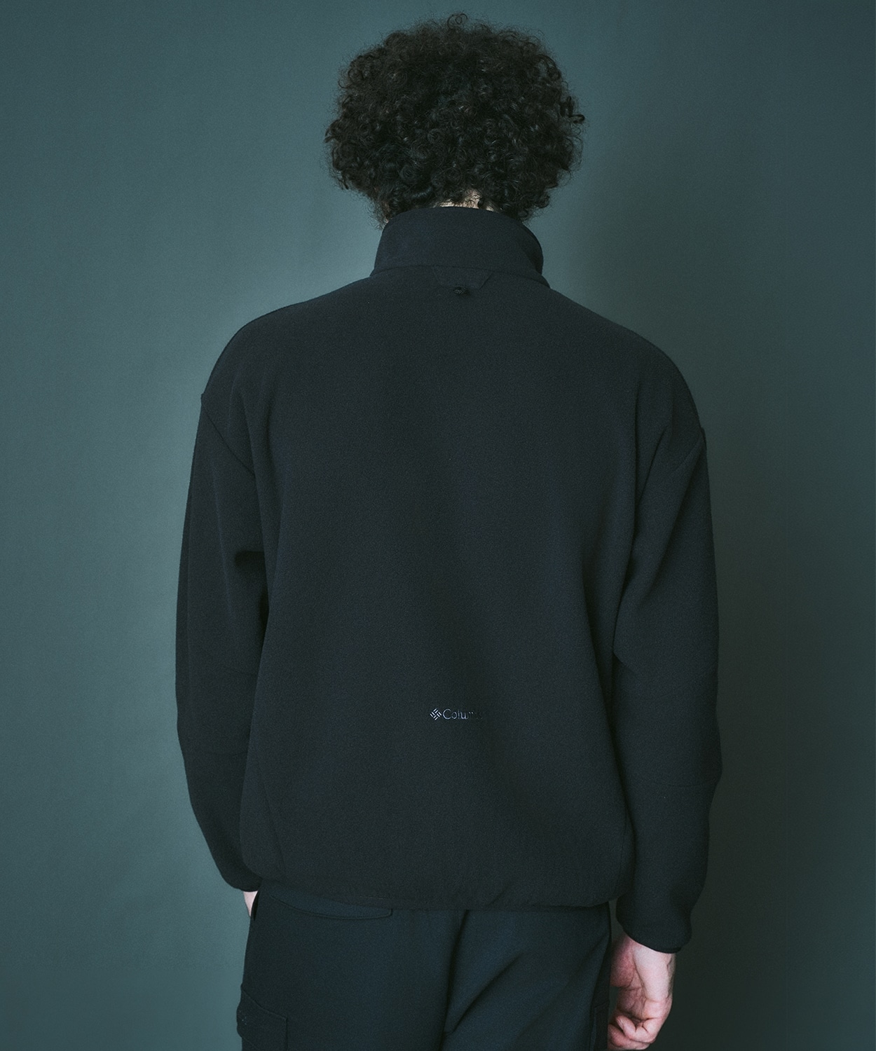 010Black