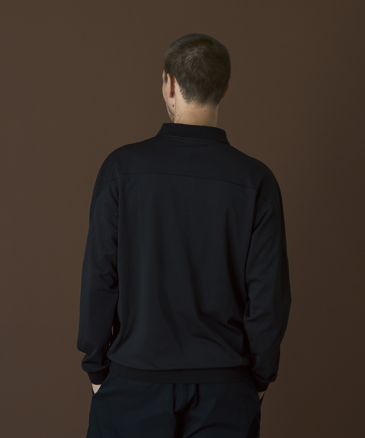 010Black