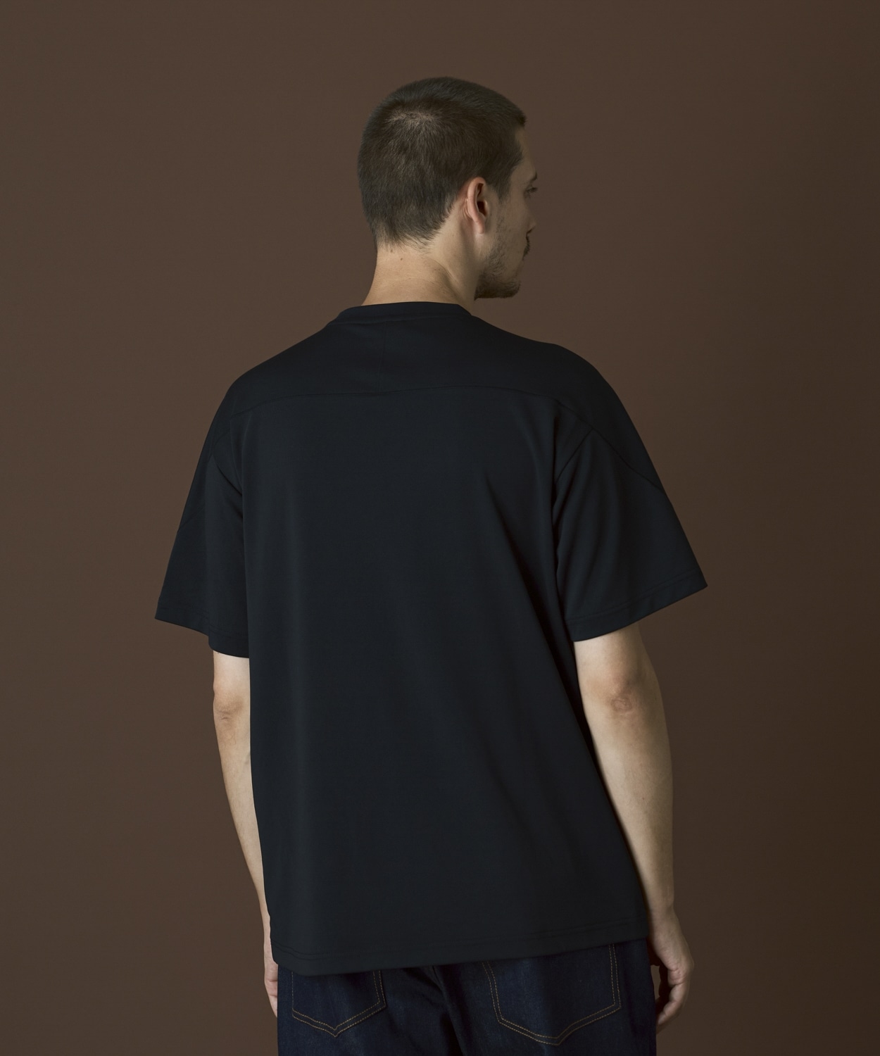 010Black