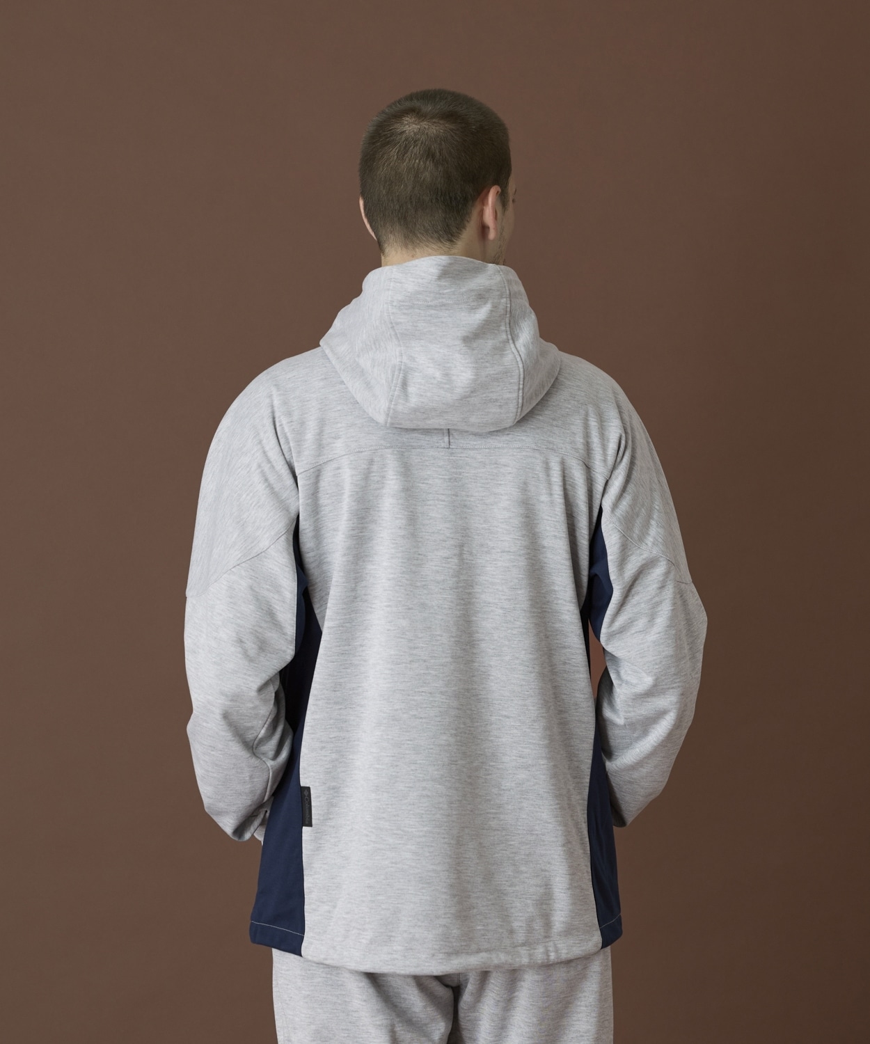 039Columbia Grey Heather