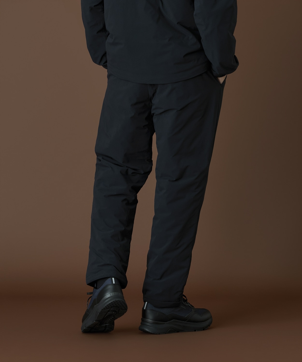 010Black
