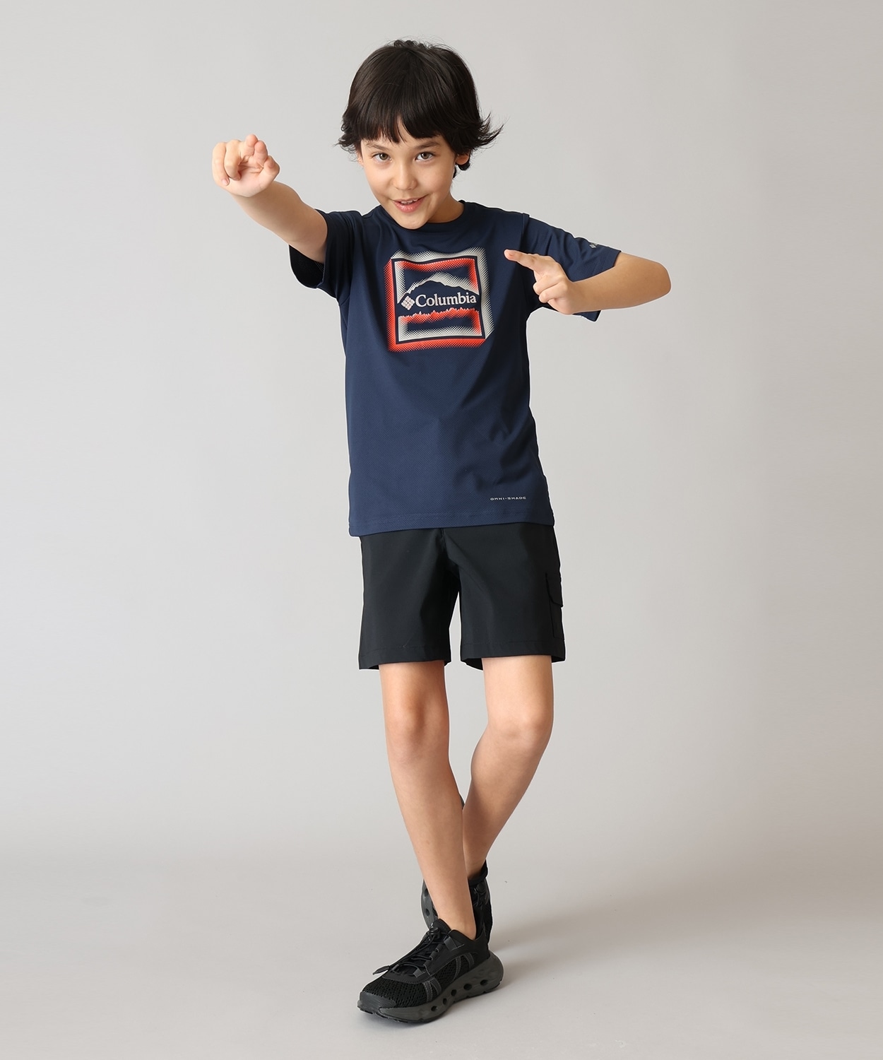 464Collegiate Navy Dotty Landscape