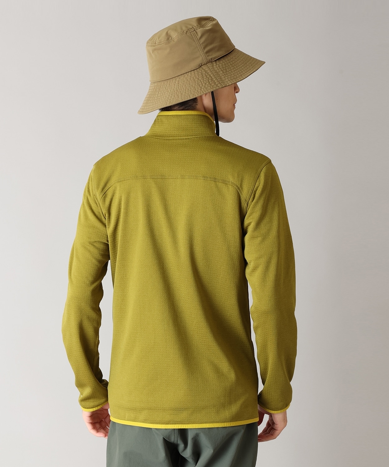 379Mossy Green Antique Moss