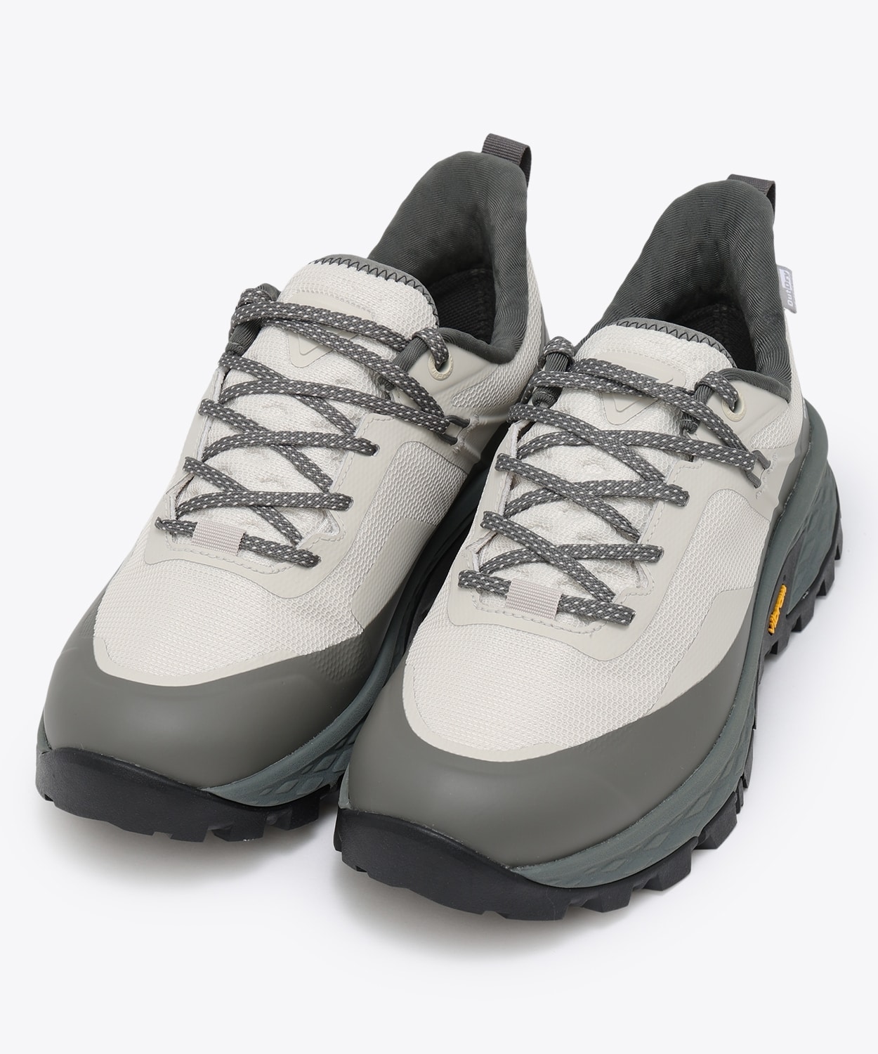 083Cloud Grey Charcoal