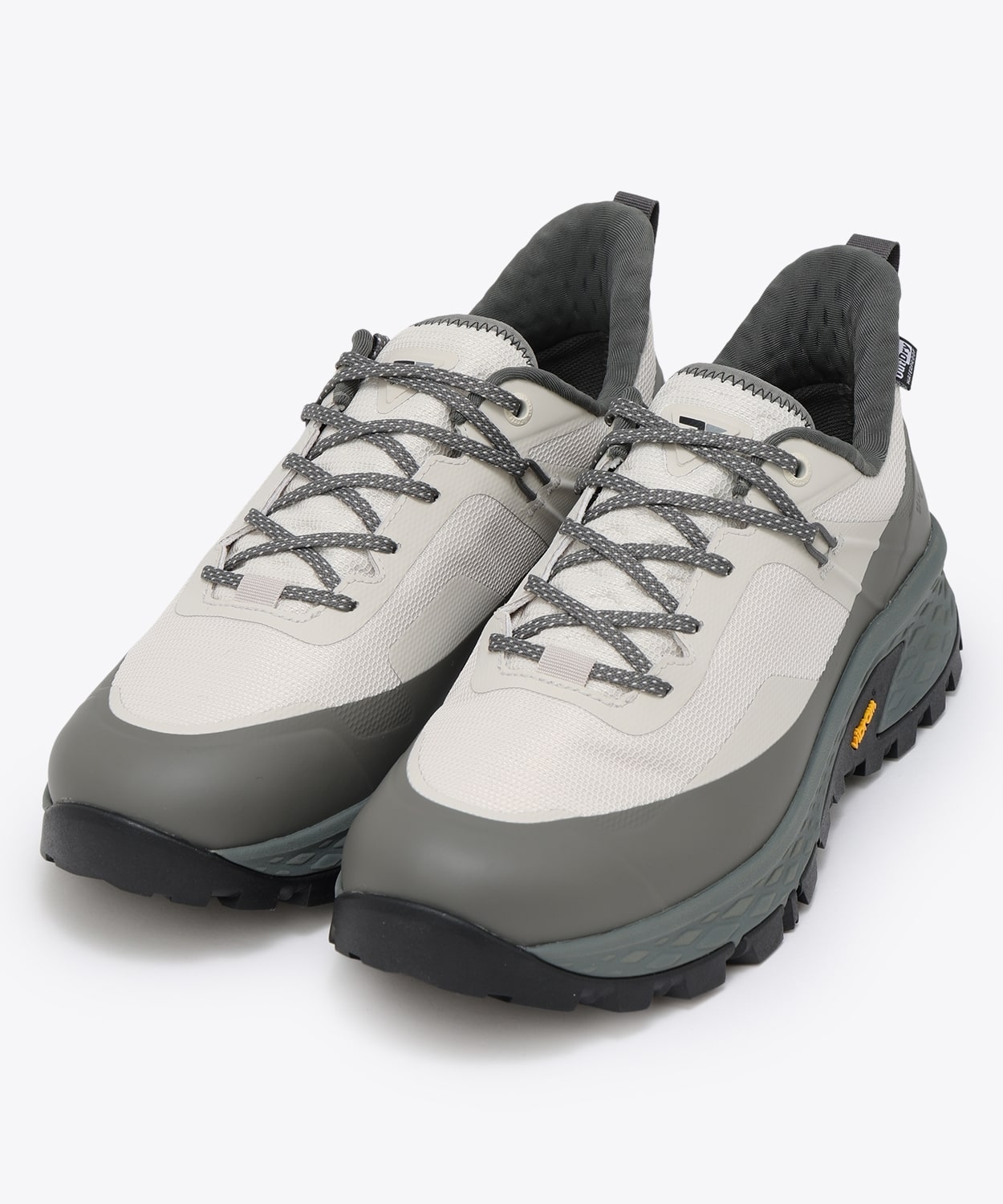 083Cloud Grey Charcoal