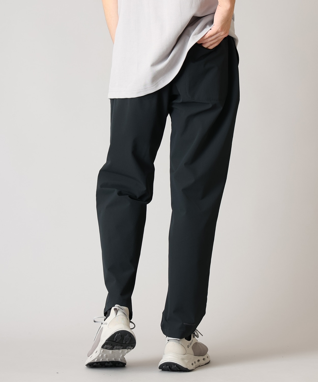 010Black