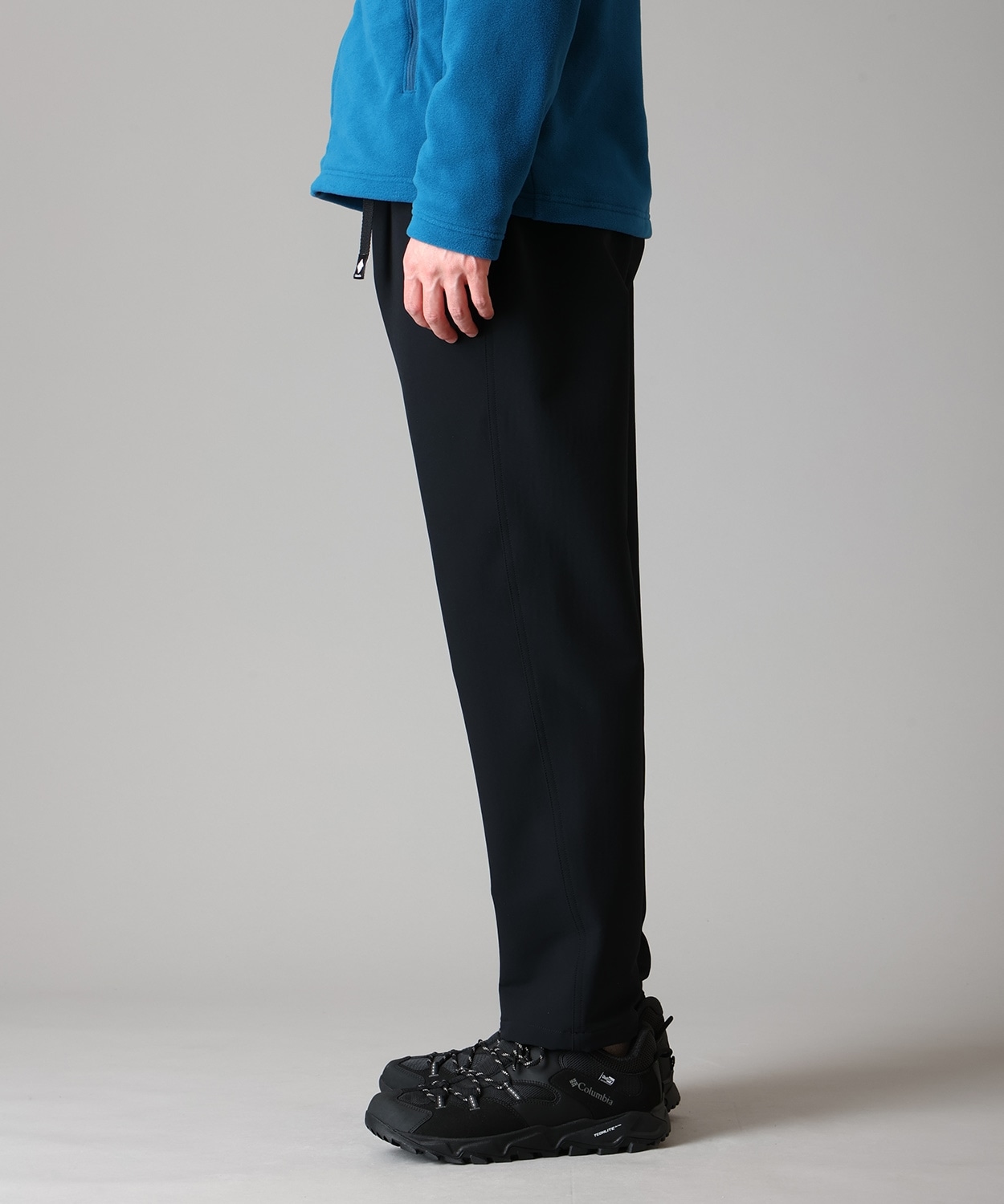 010Black