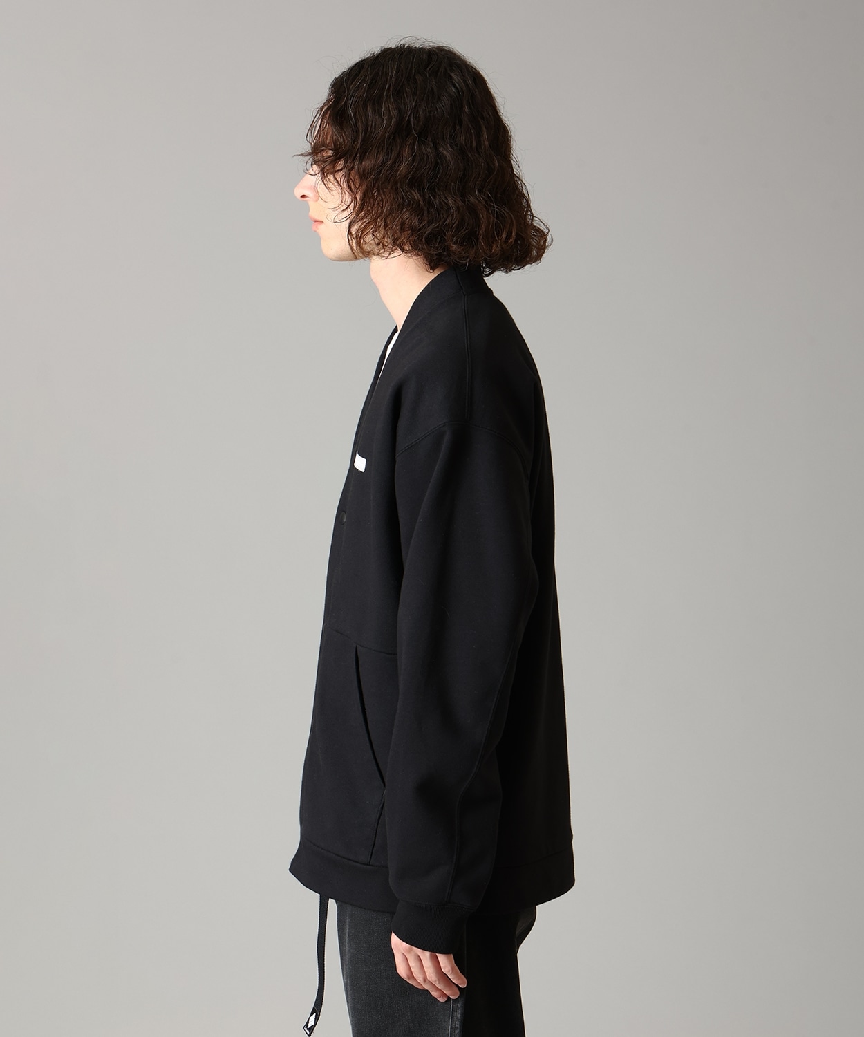 010Black