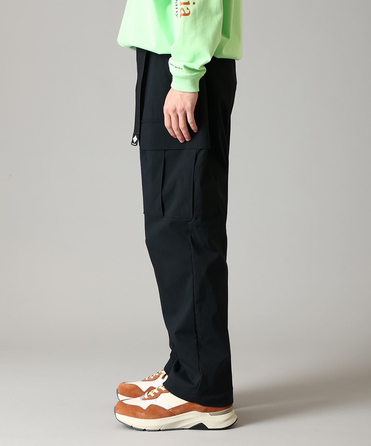 010Black