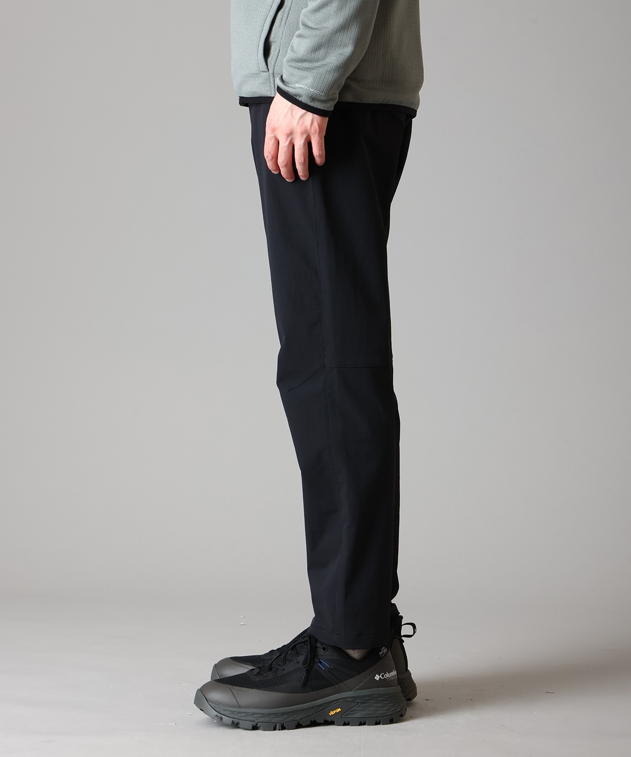 010Black