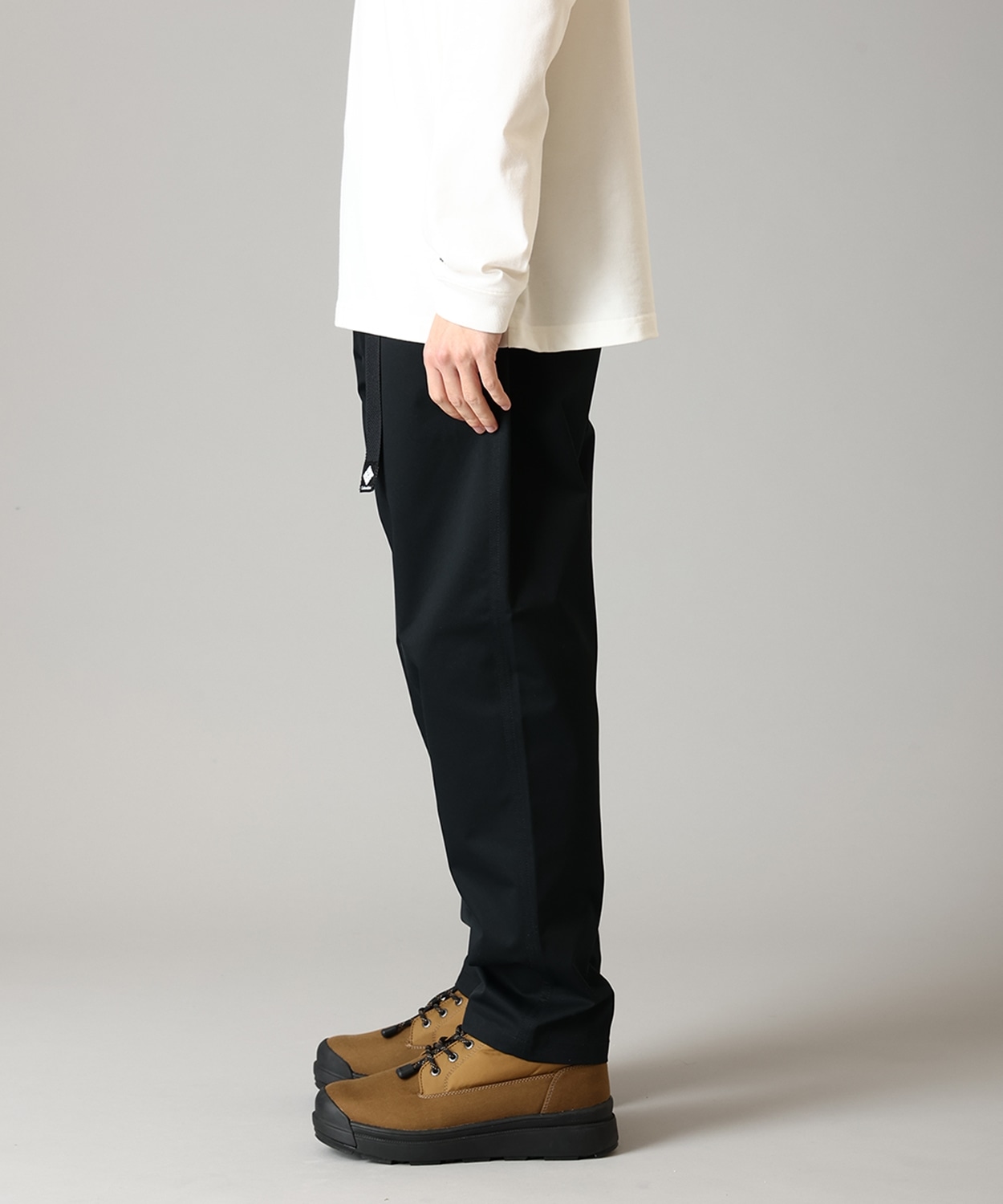 010Black