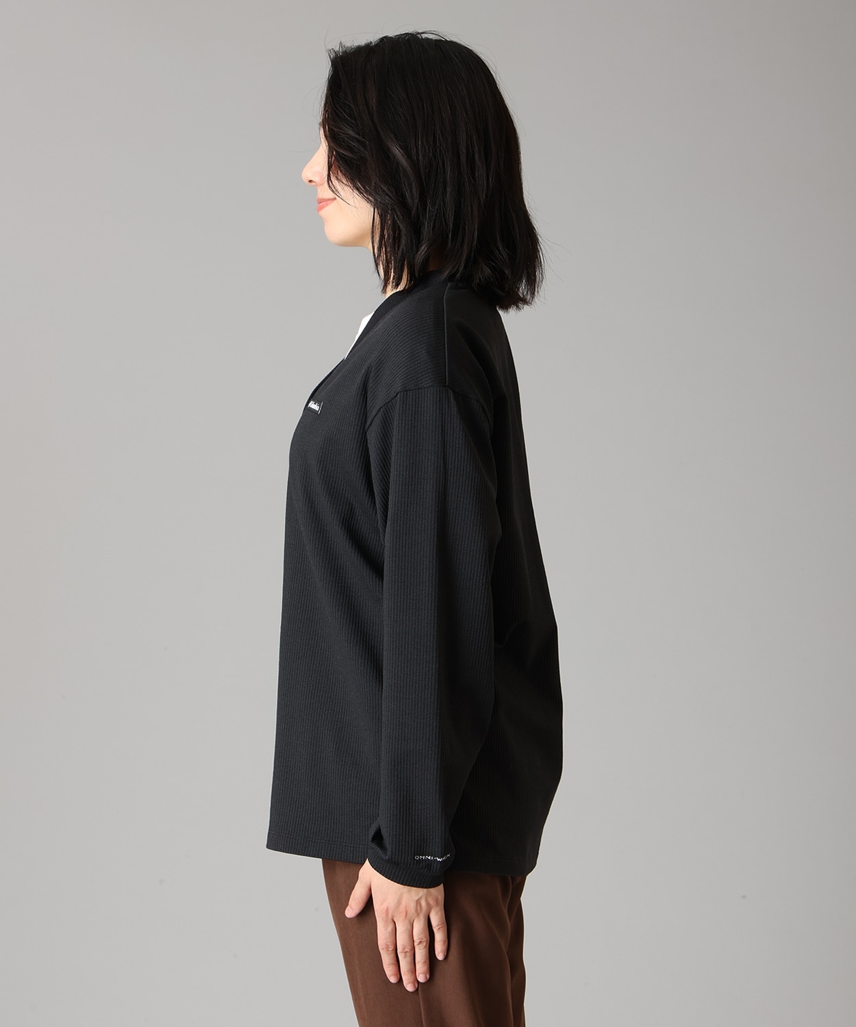 010Black