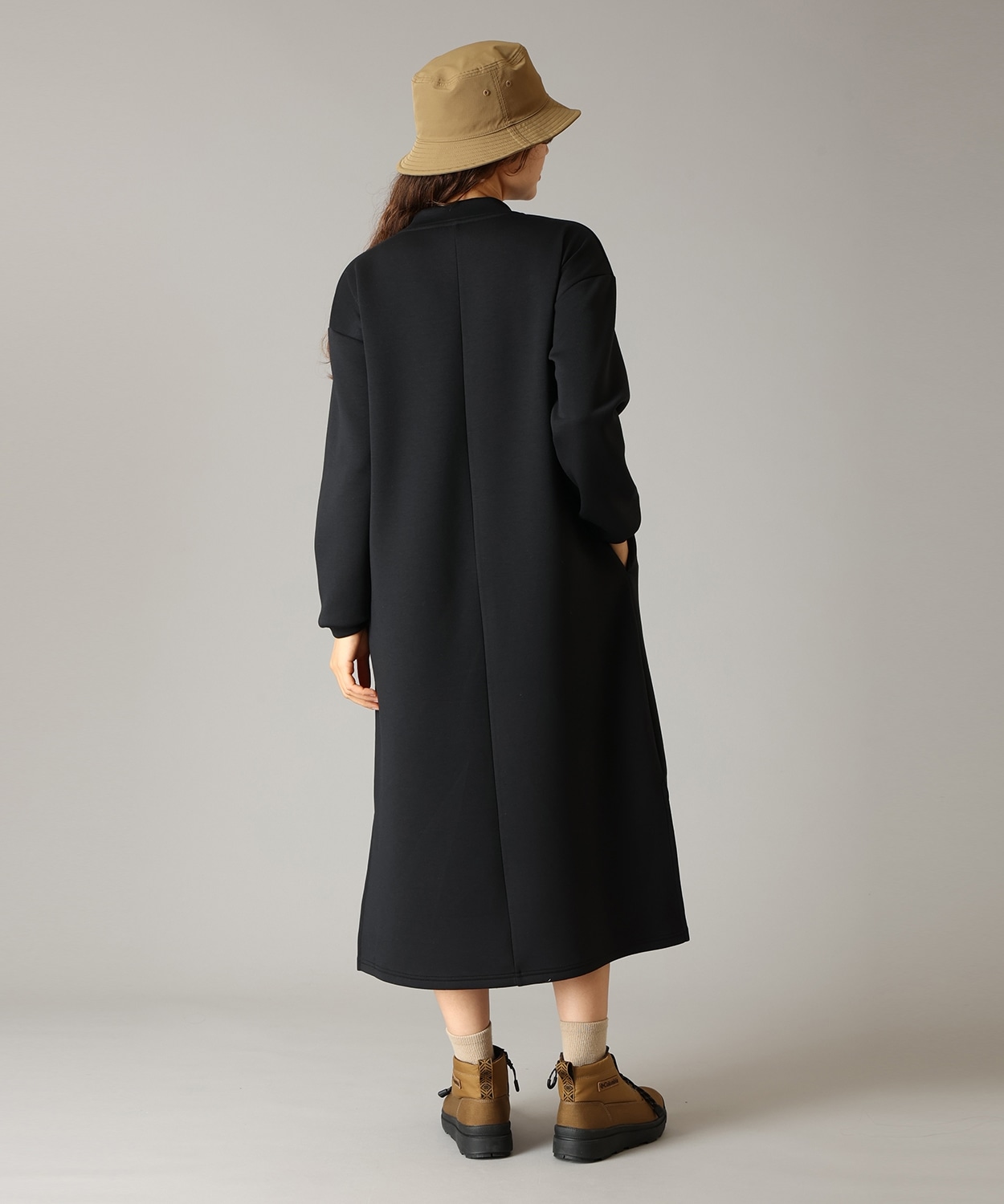 010Black