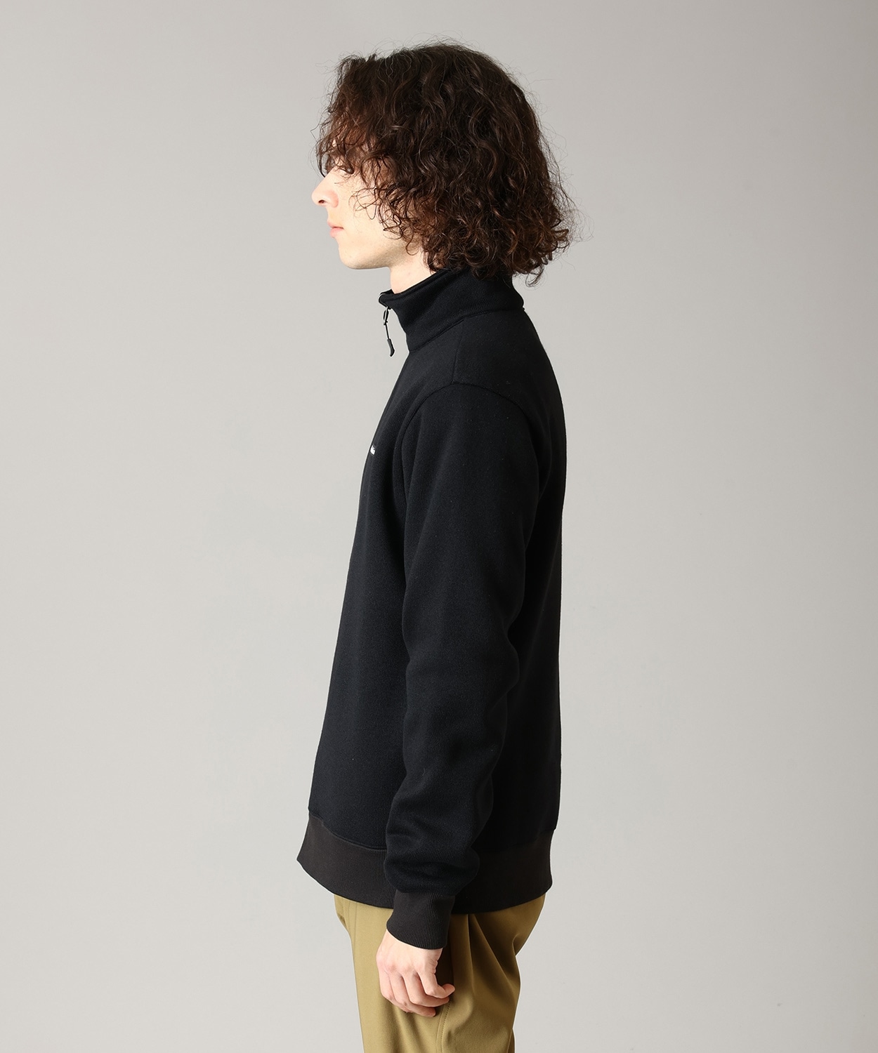 010Black