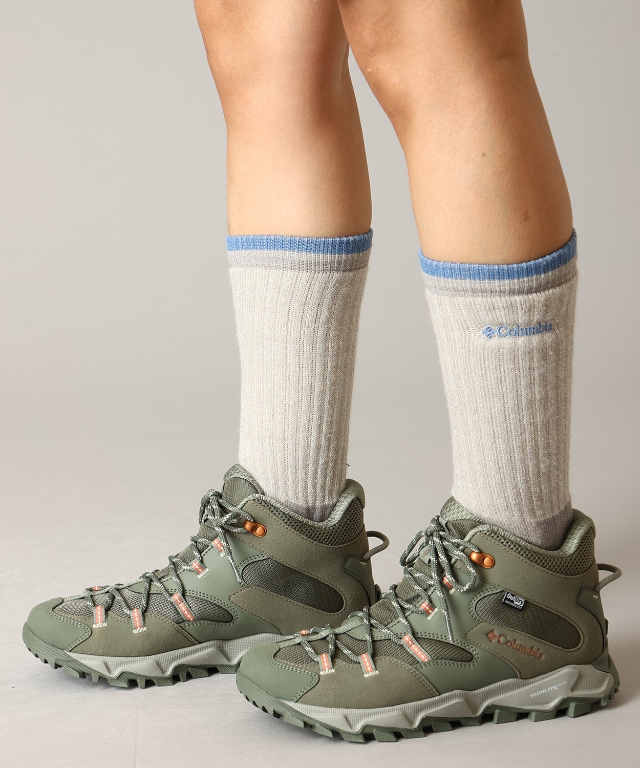 039Columbia Grey