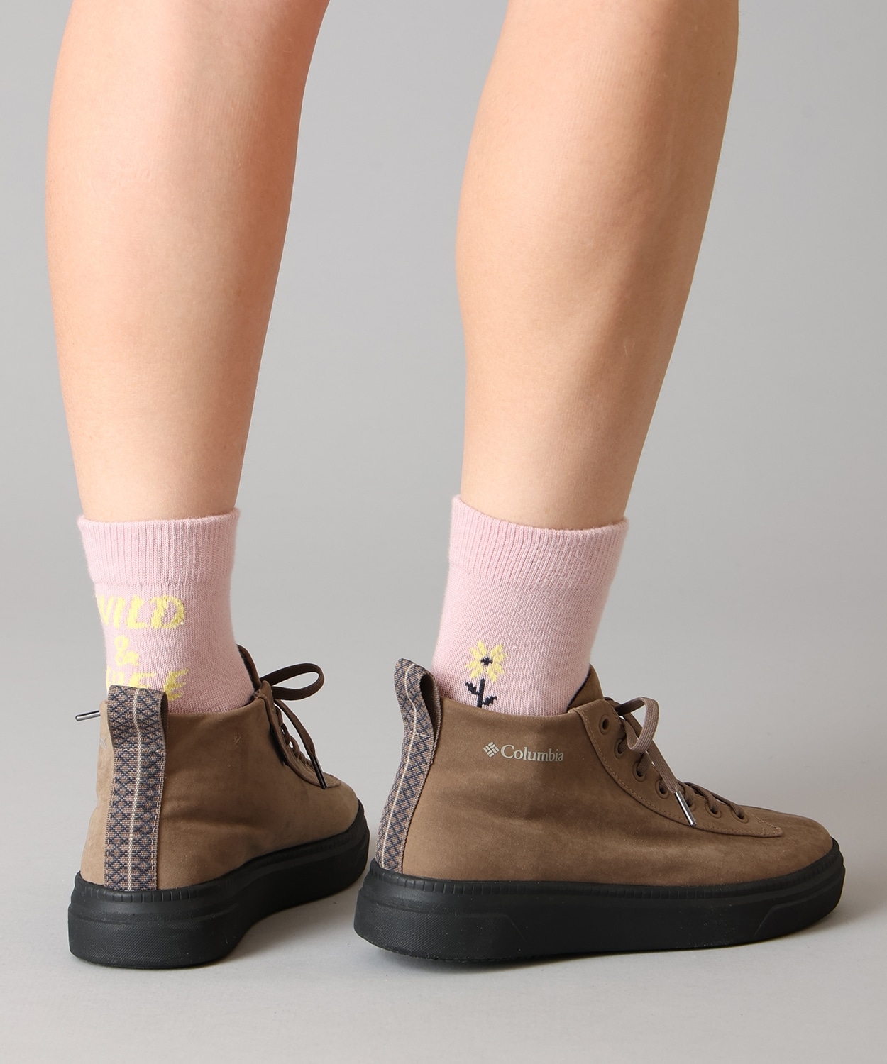 039Columbia Grey