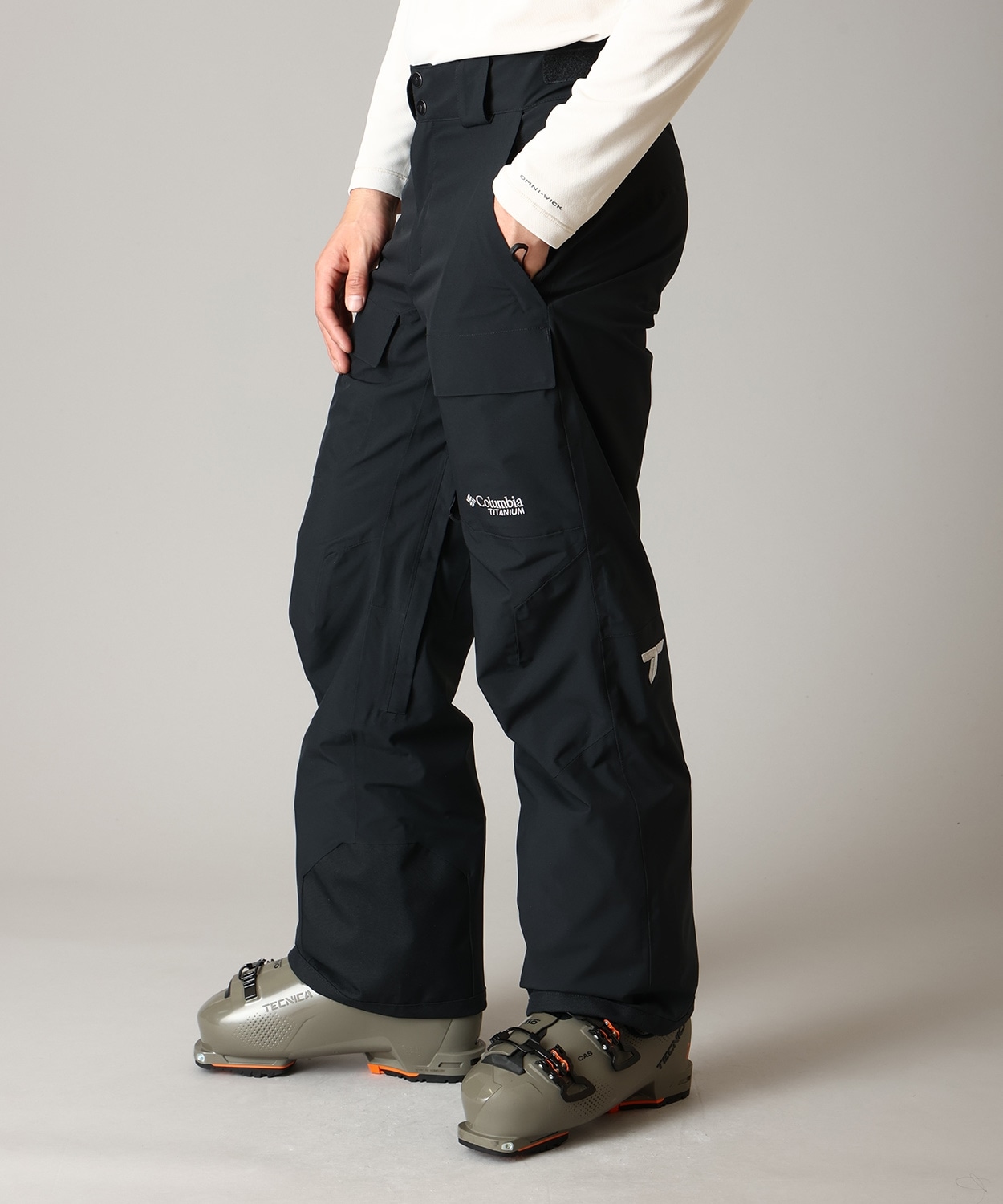 010Black