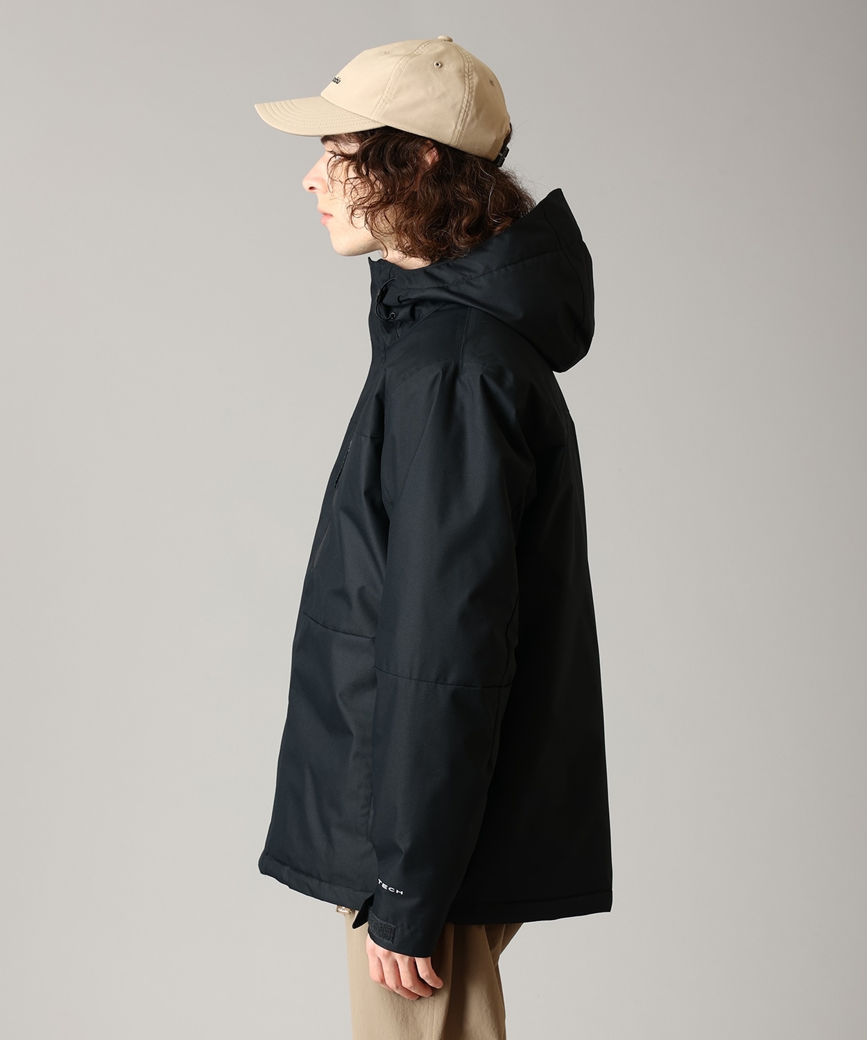 010Black