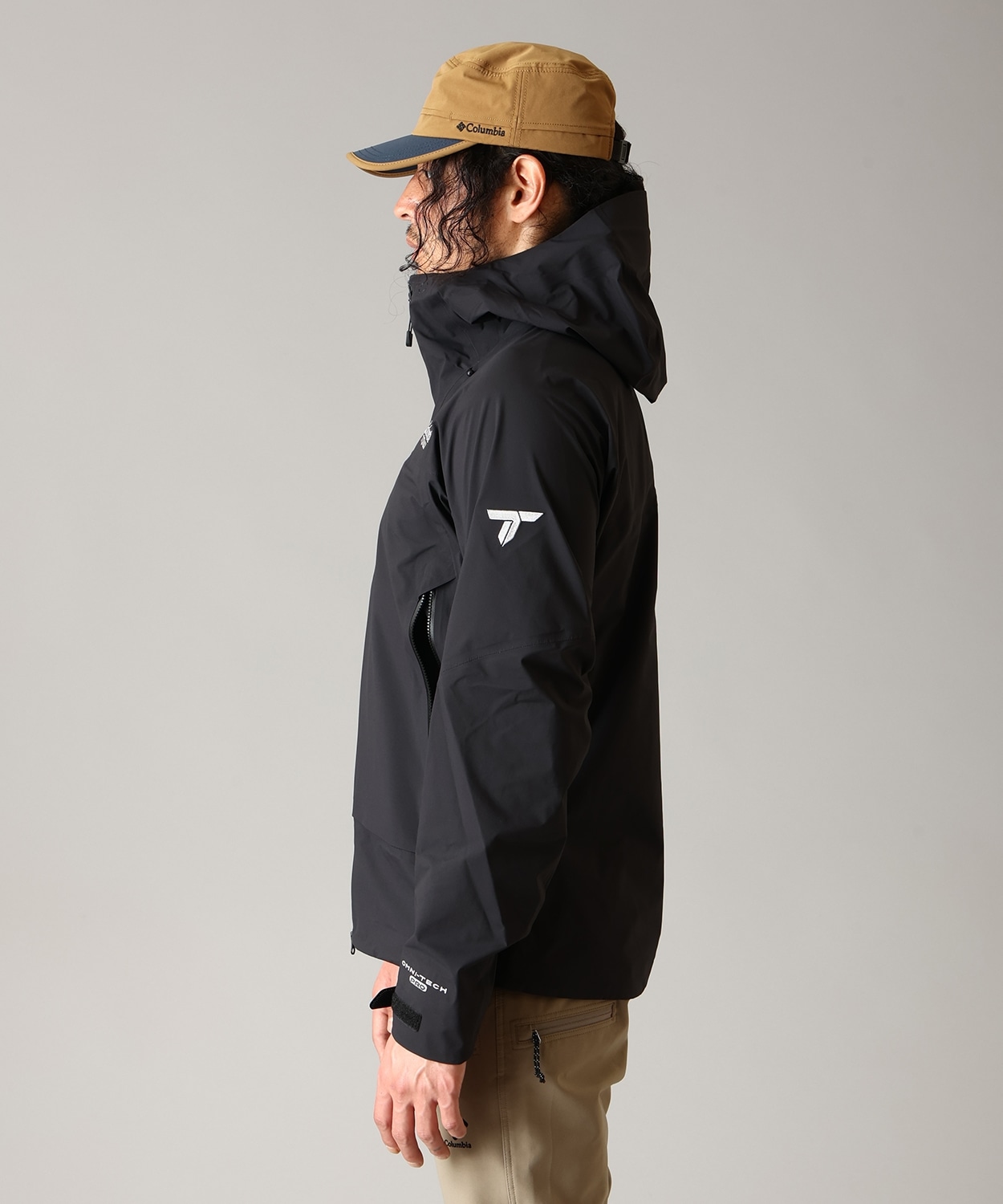 010Black