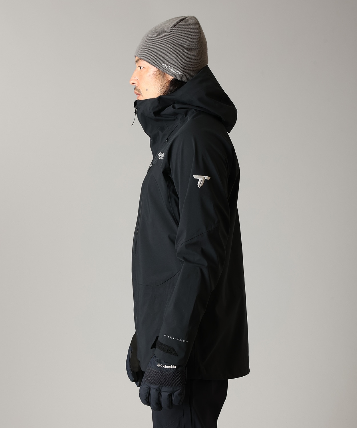 011Black