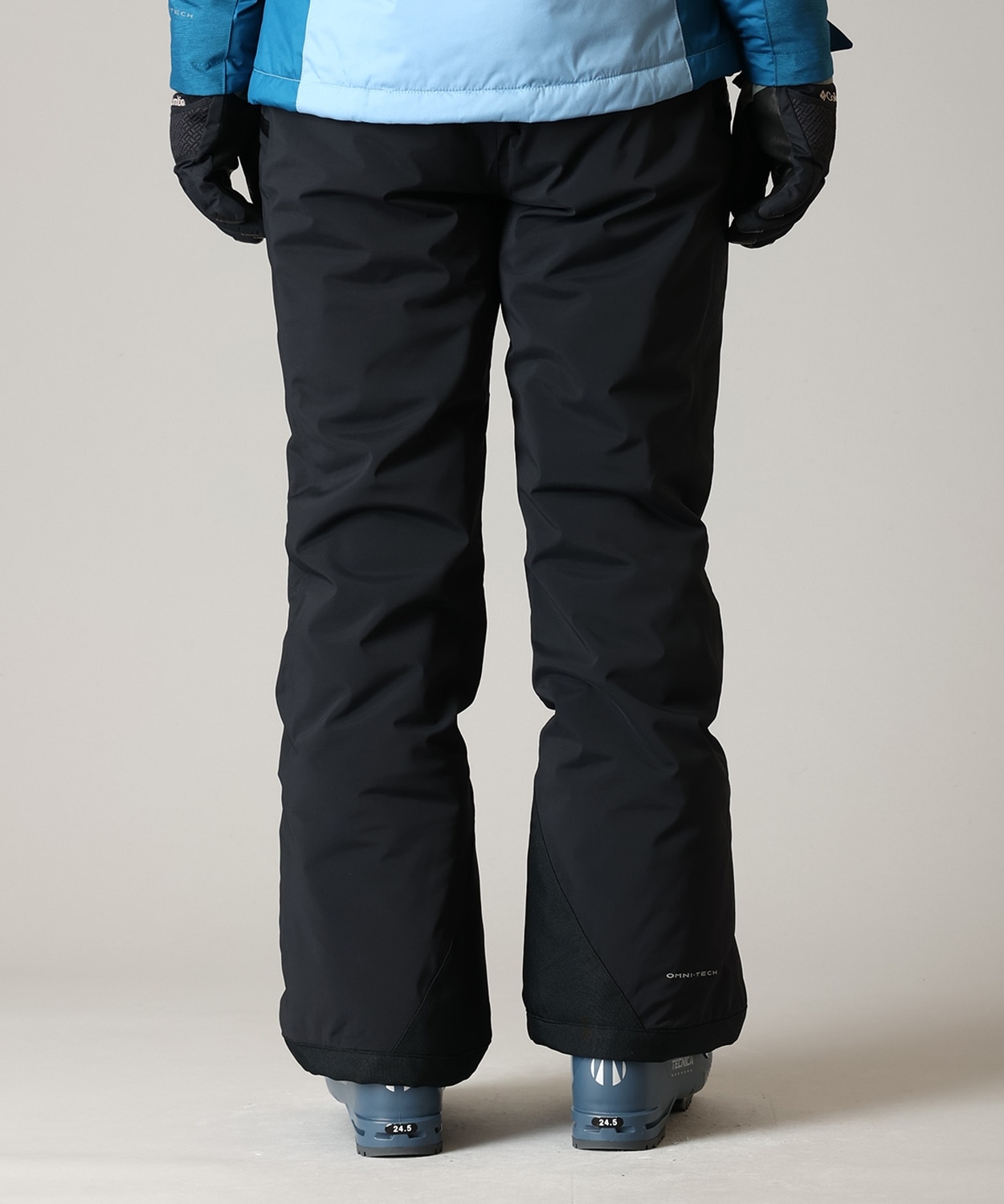 010Black