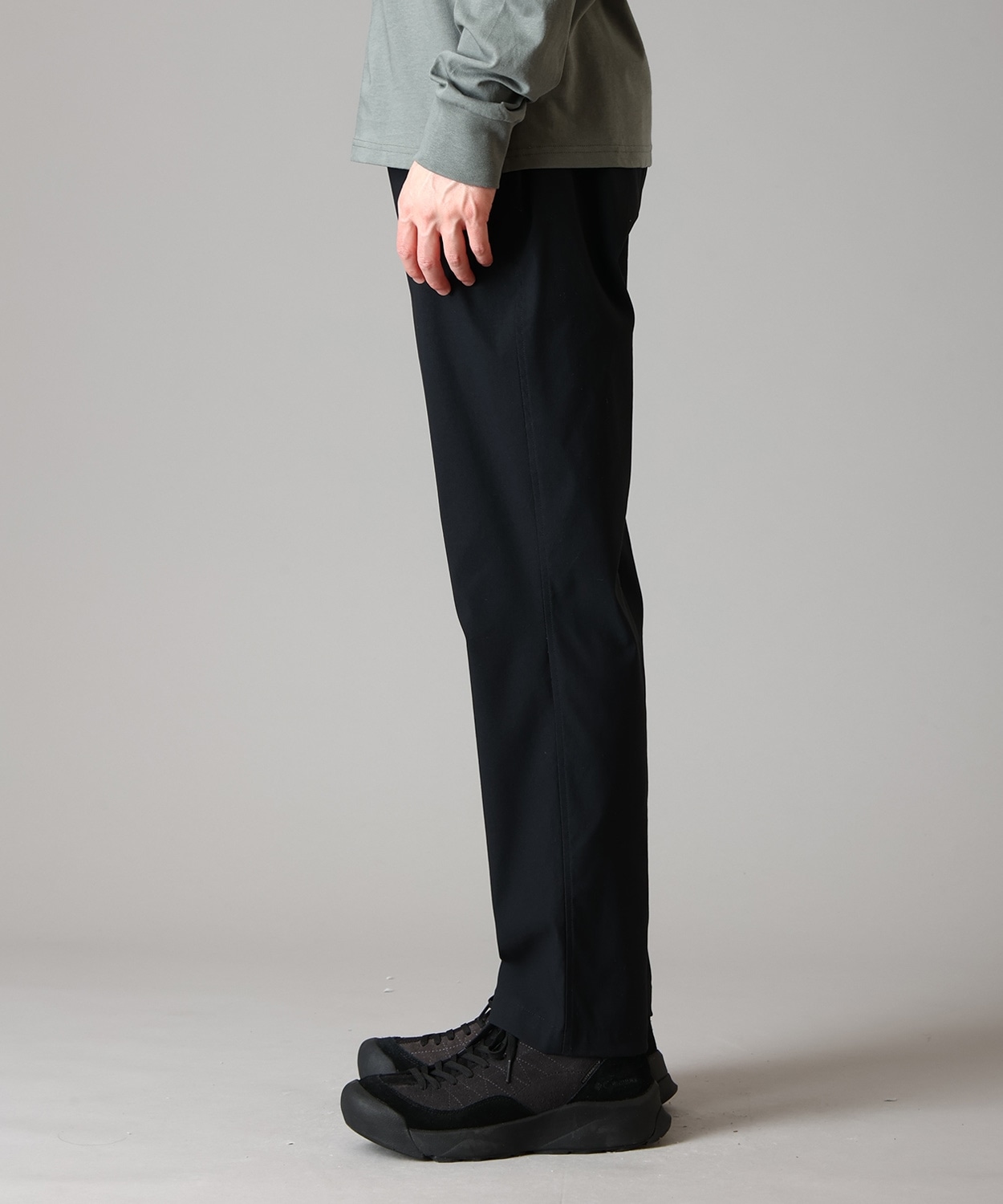 010Black