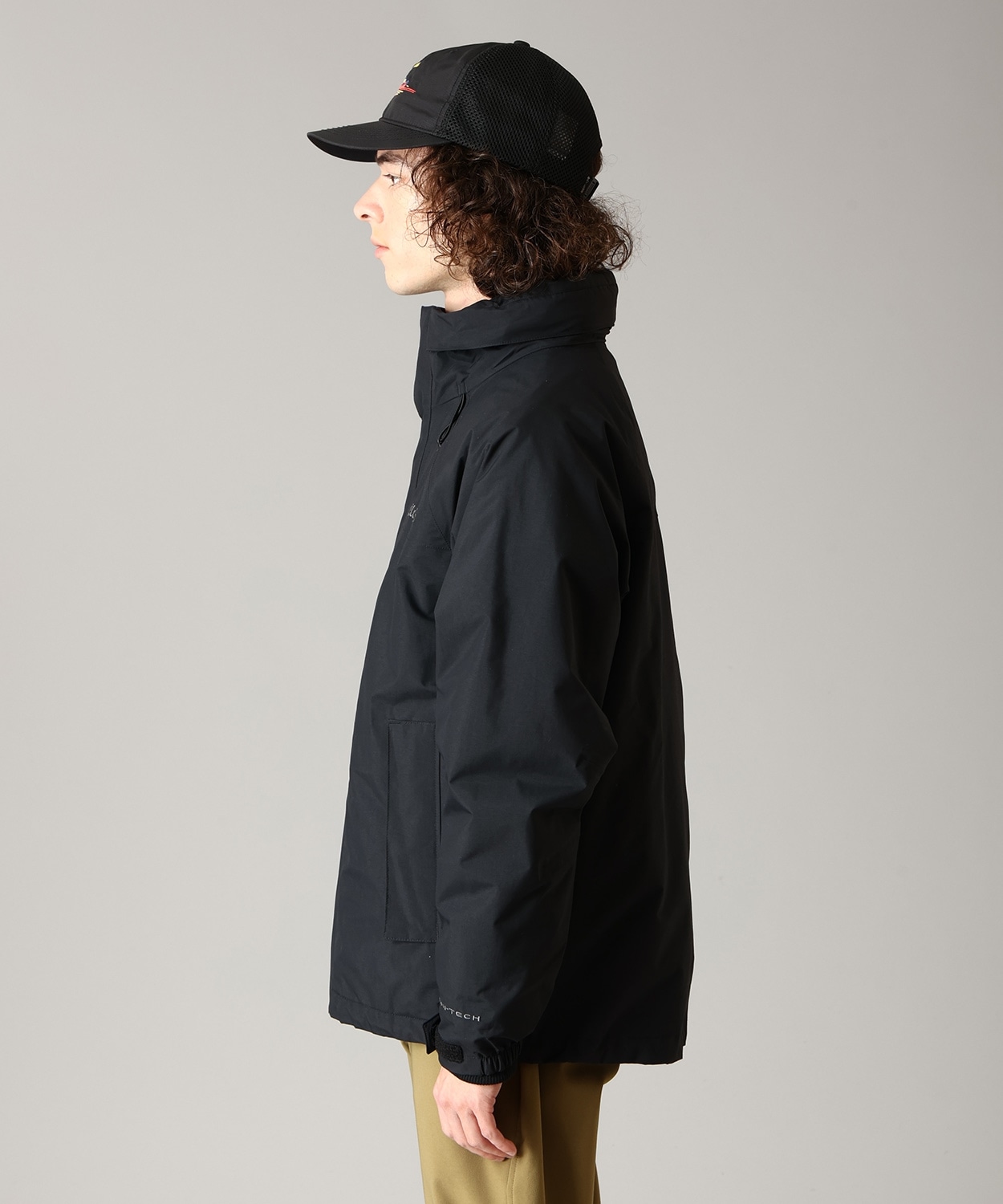 010Black
