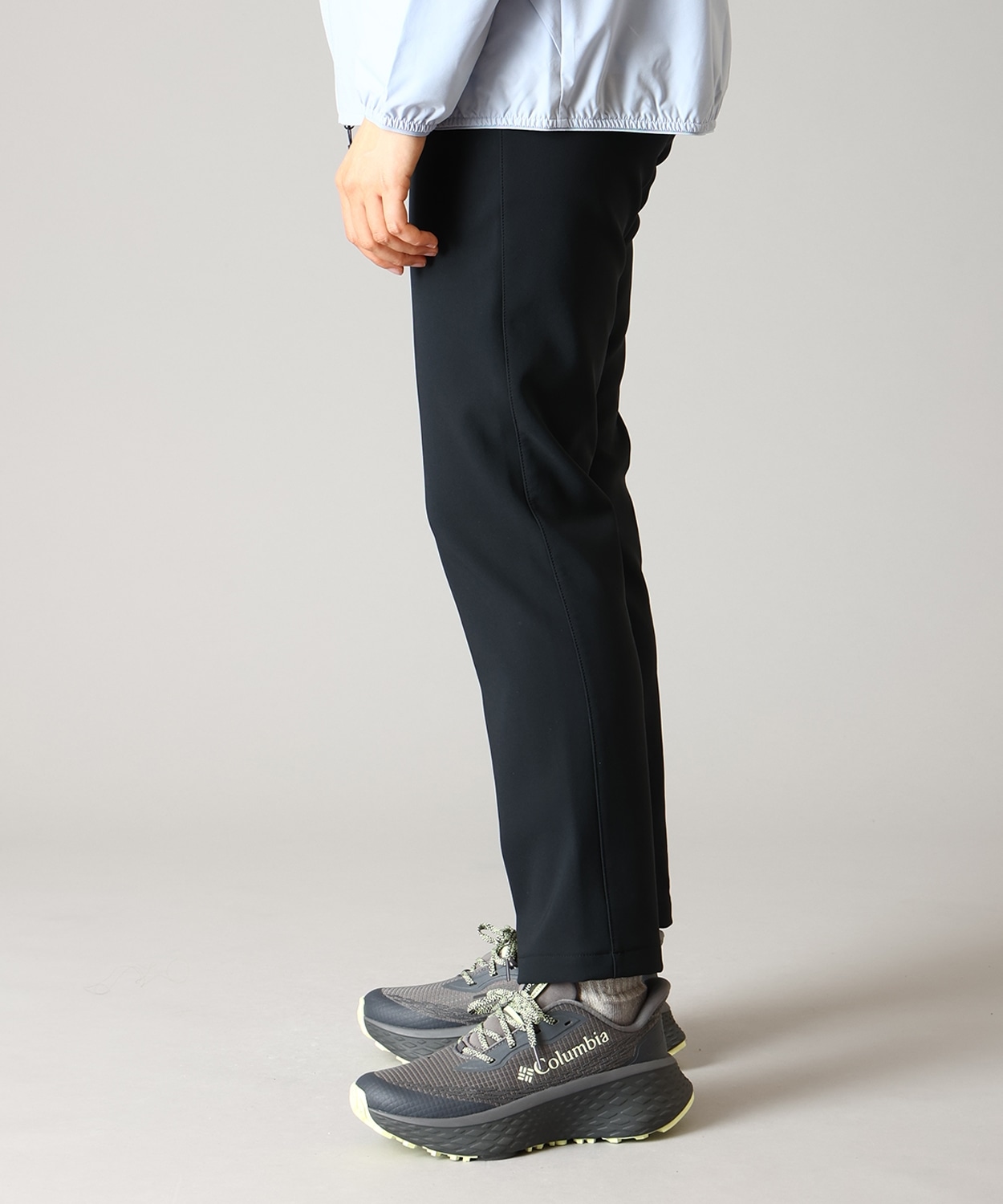010Black