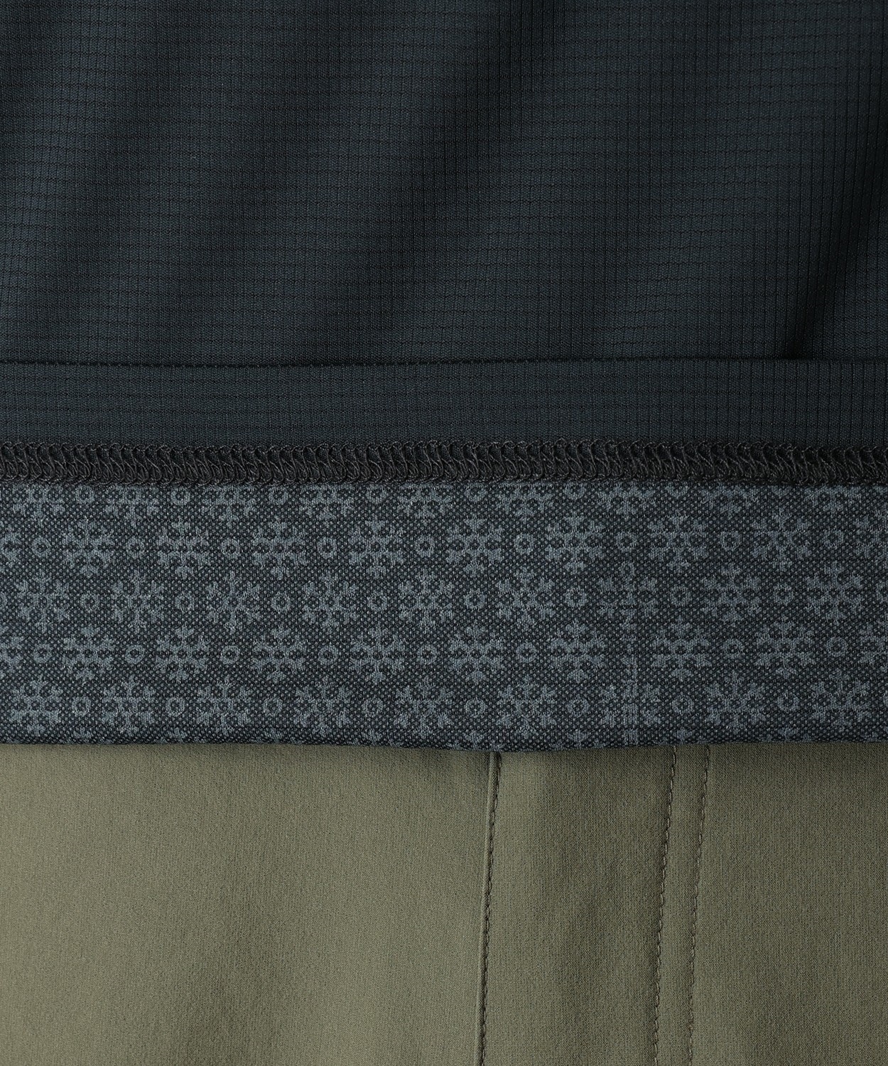 010Black