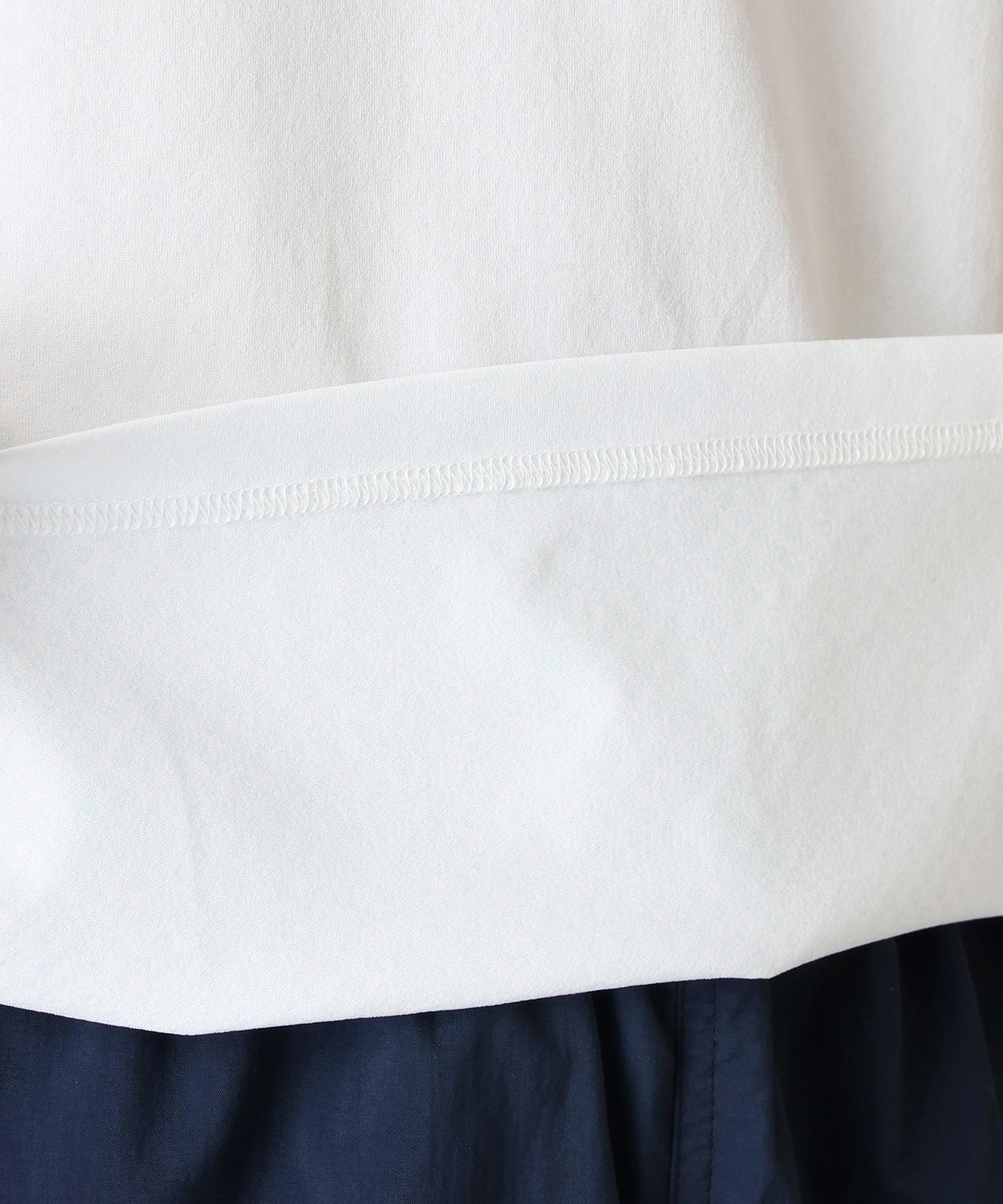 100White Back Print