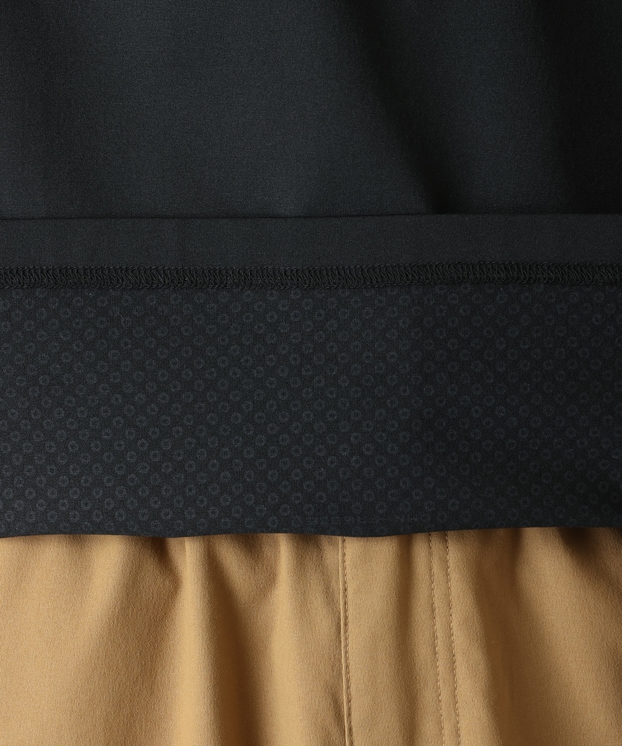 010Black