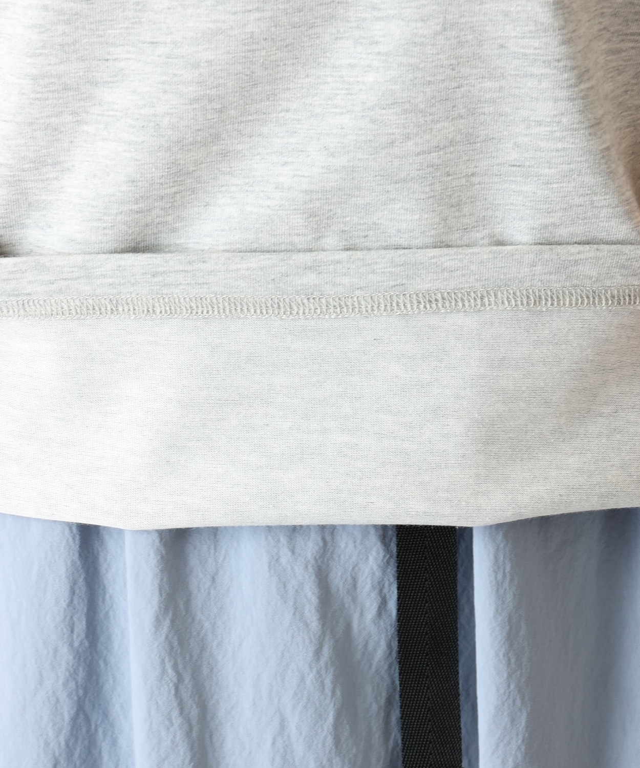 039Columbia Grey Mountain Graphic