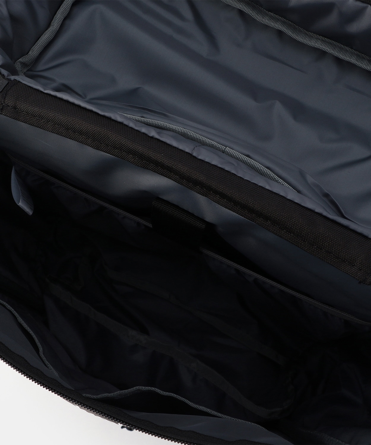 コロンビア公式サイトブレムナースロープ35L バックパック(ﾜﾝｻｲｽﾞ Black): アウトレット商品以外用│アウトドア用品のコロンビア スポーツウェア公式通販サイト