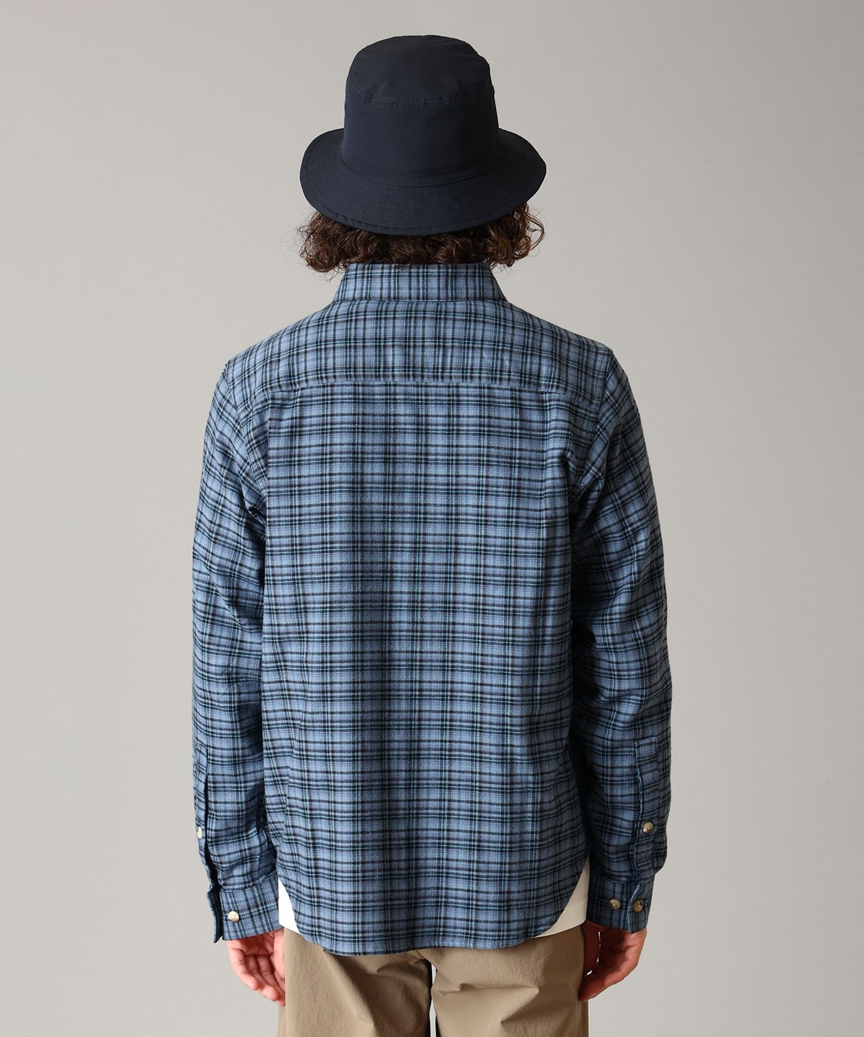 476Dark Mountain Cozy Check