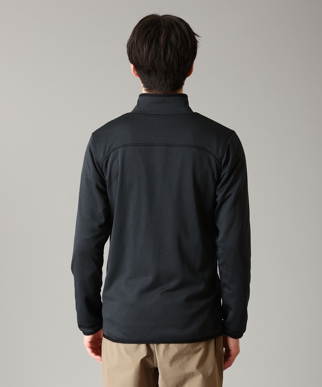 010Black