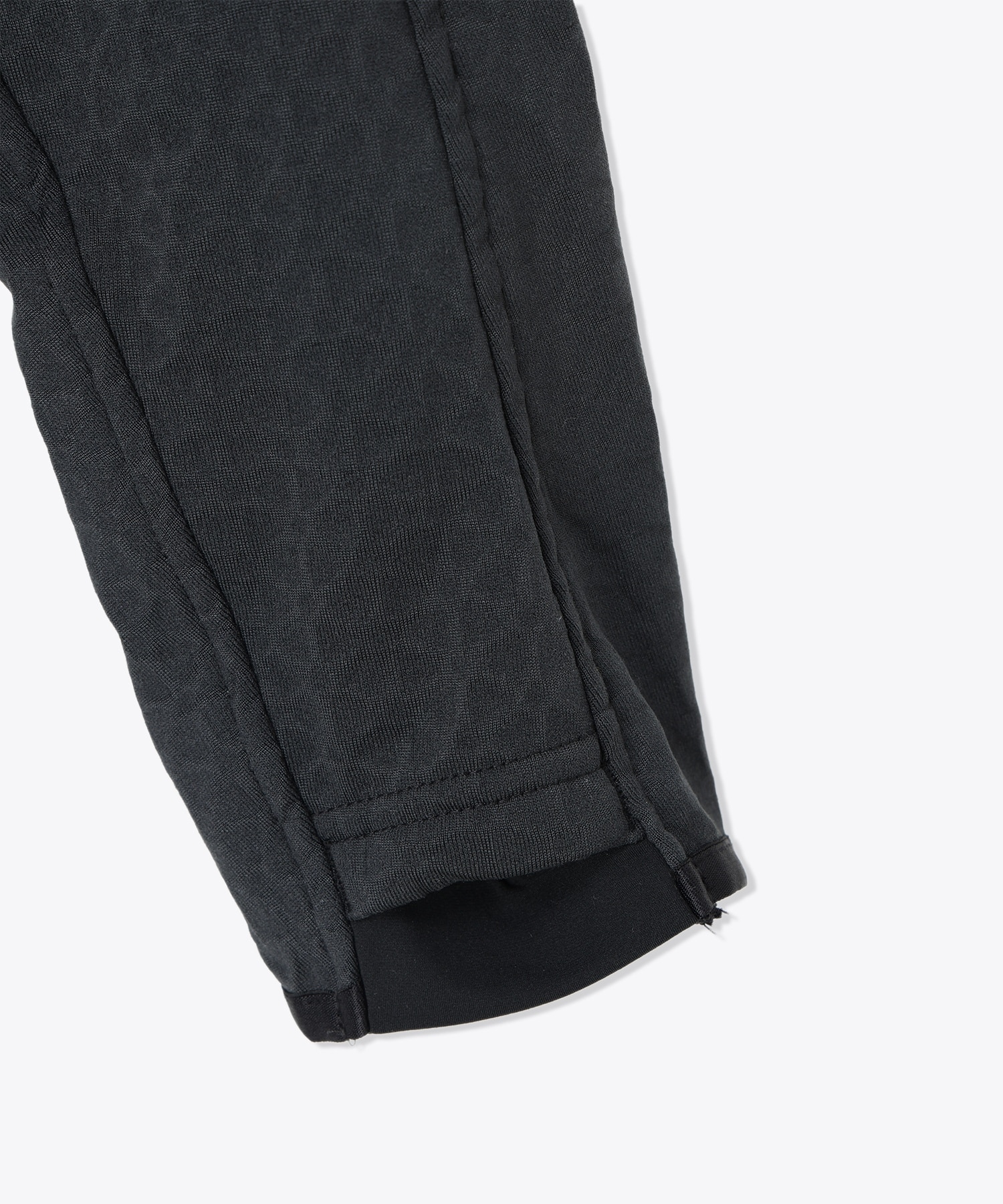 010Black