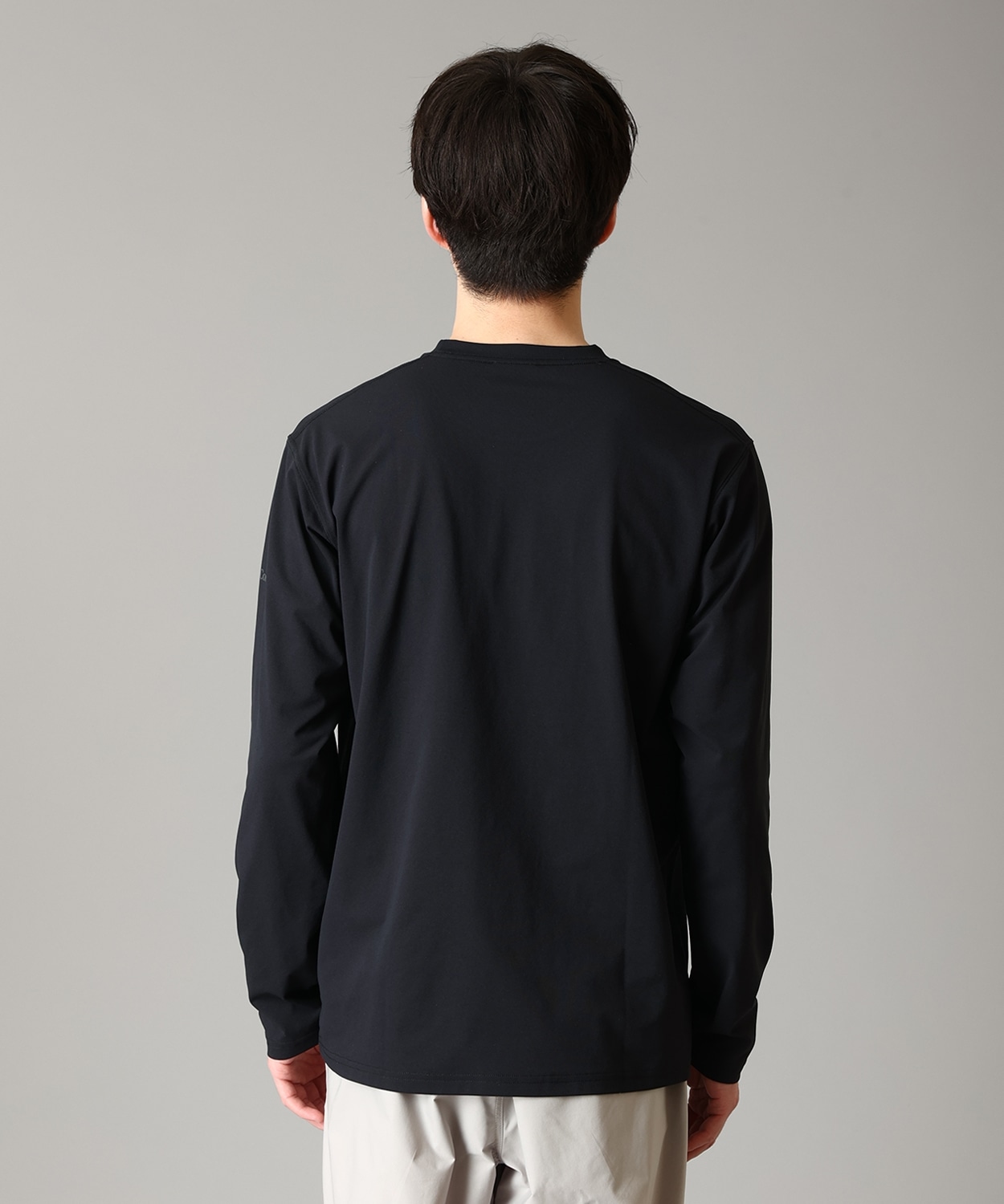 010Black