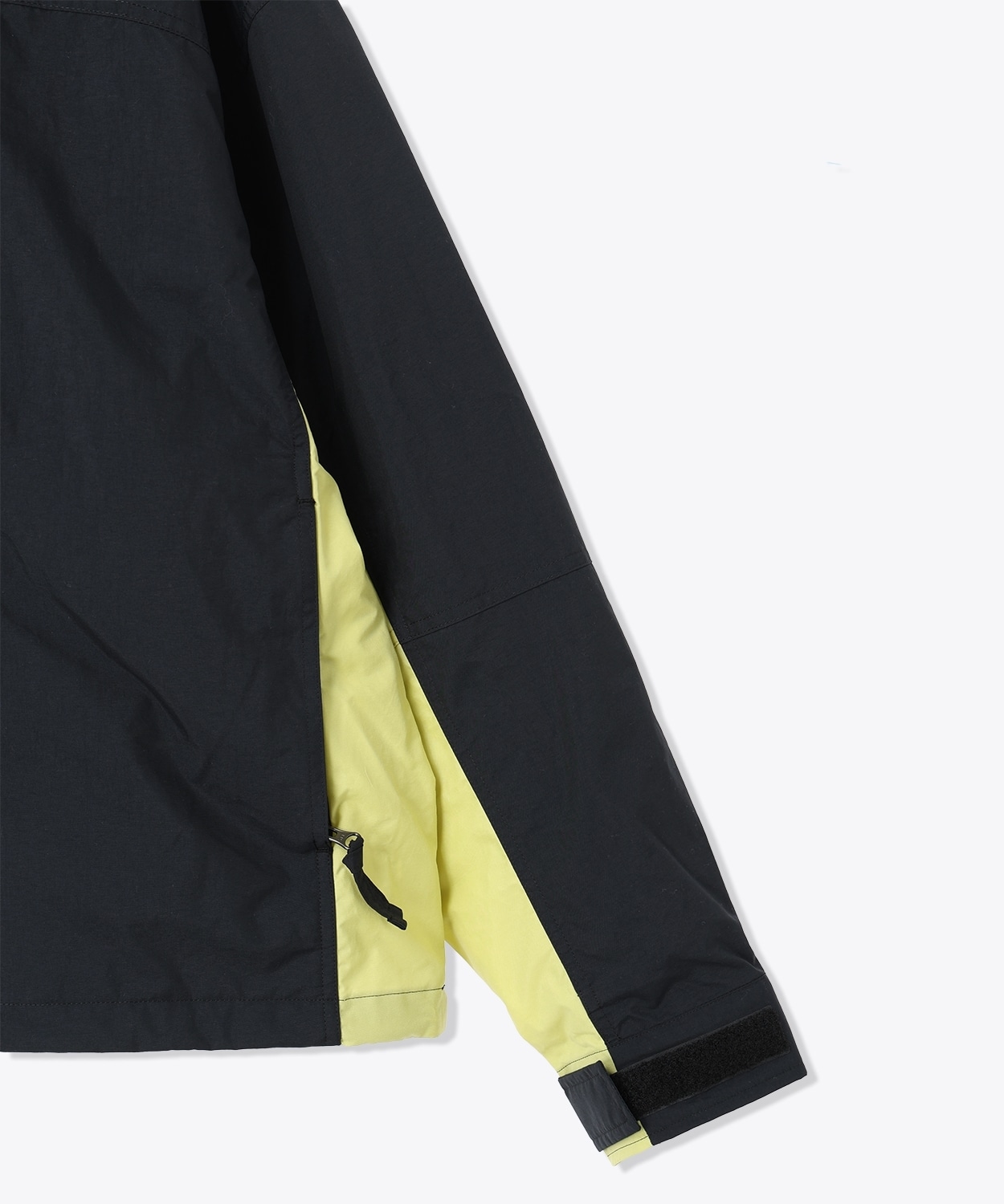 010Black