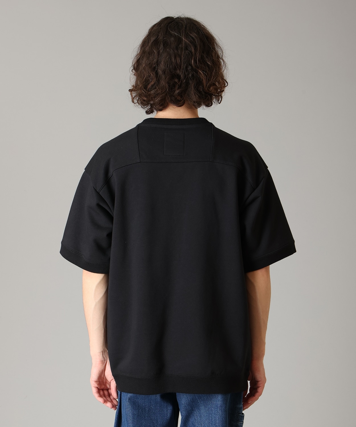 010Black