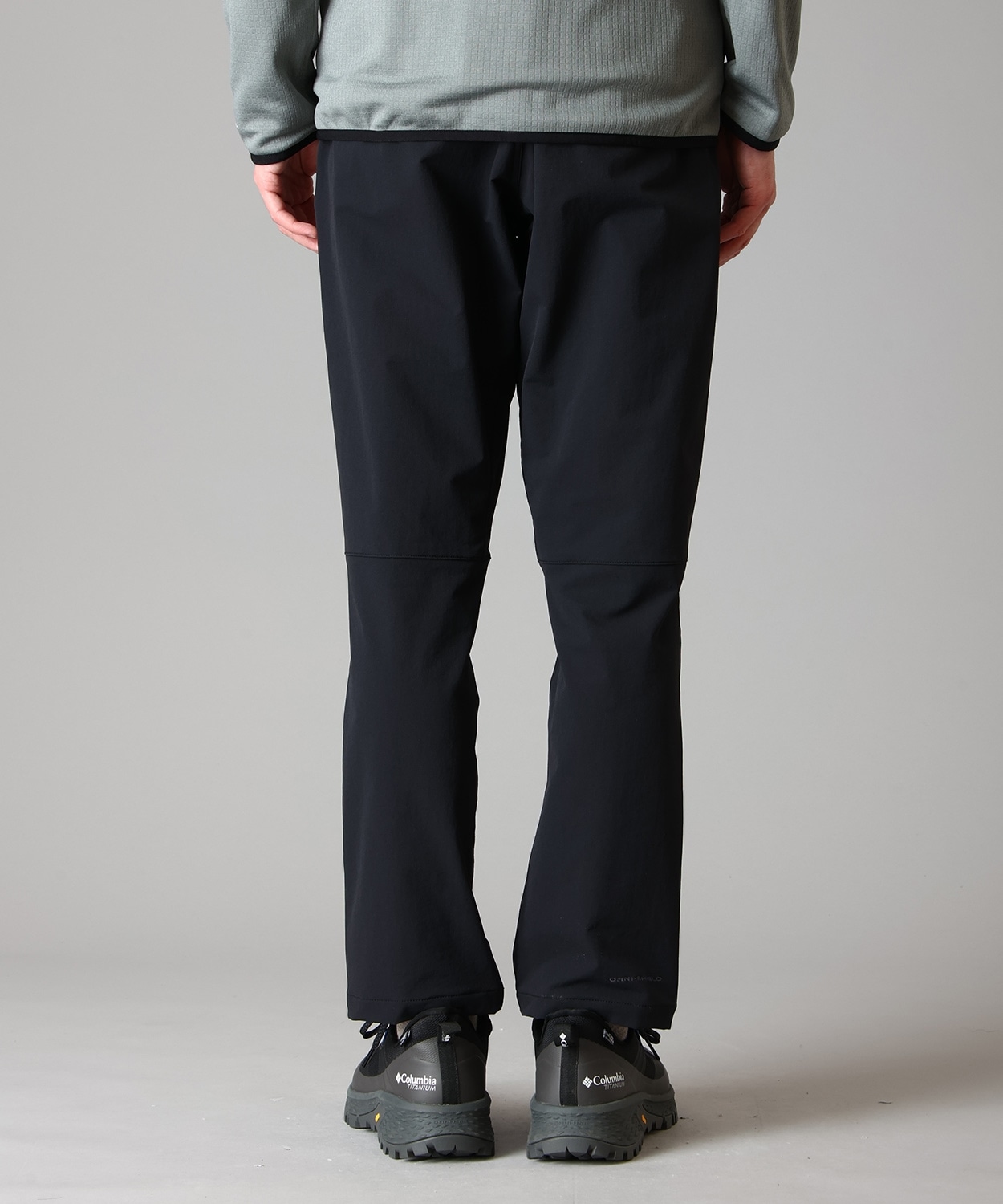 010Black