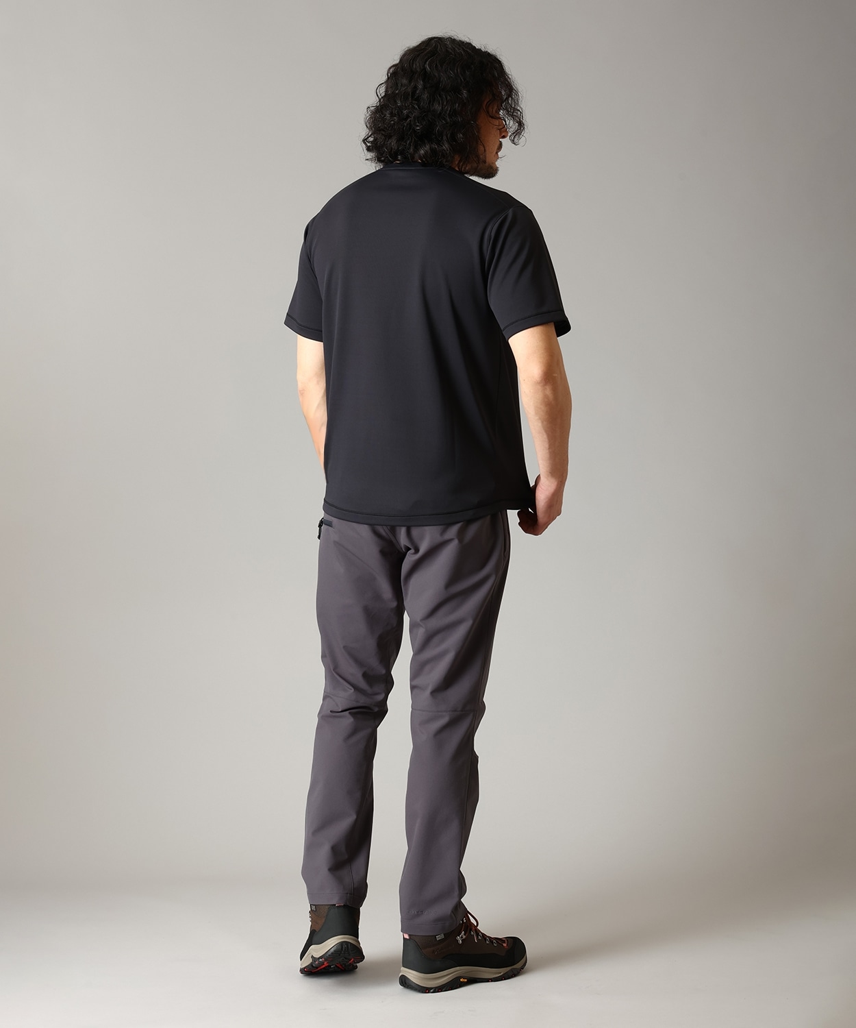 010Black