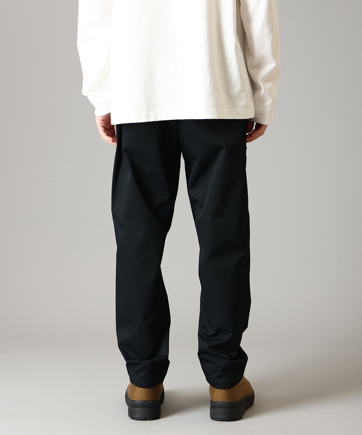 010Black
