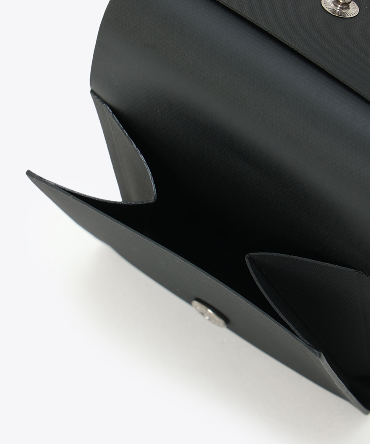 010Black