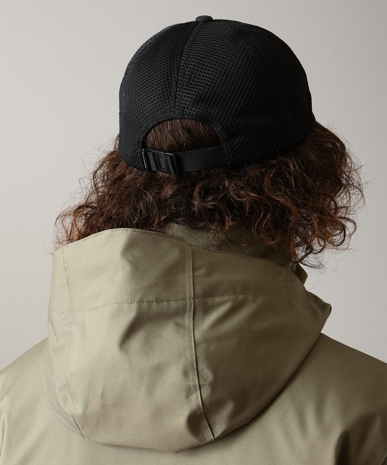 010Black