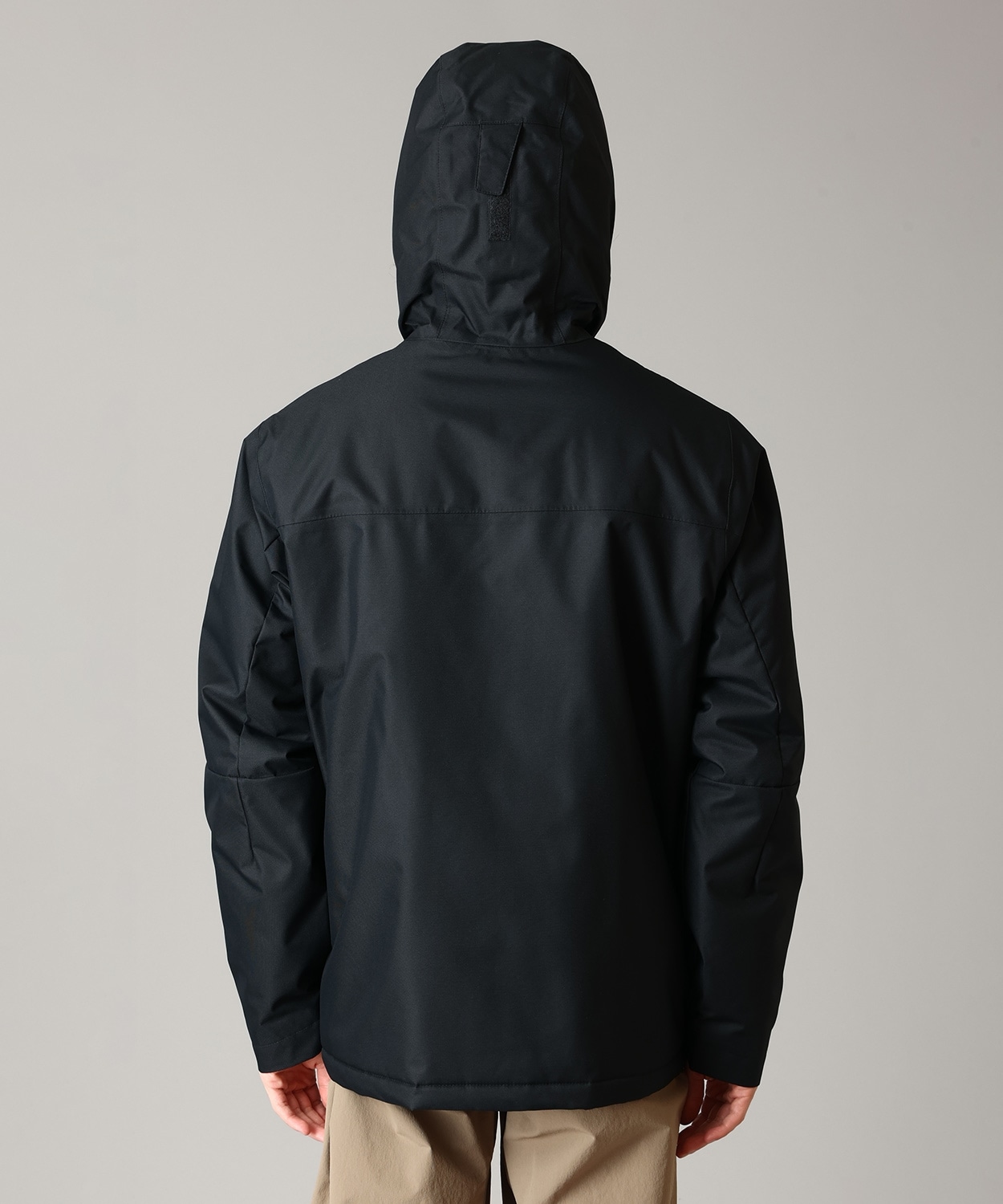 010Black