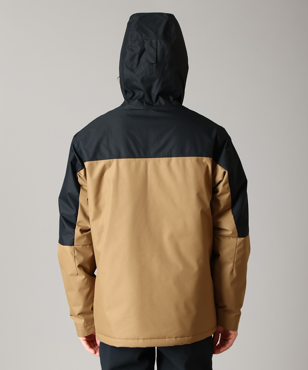 257Delta Black