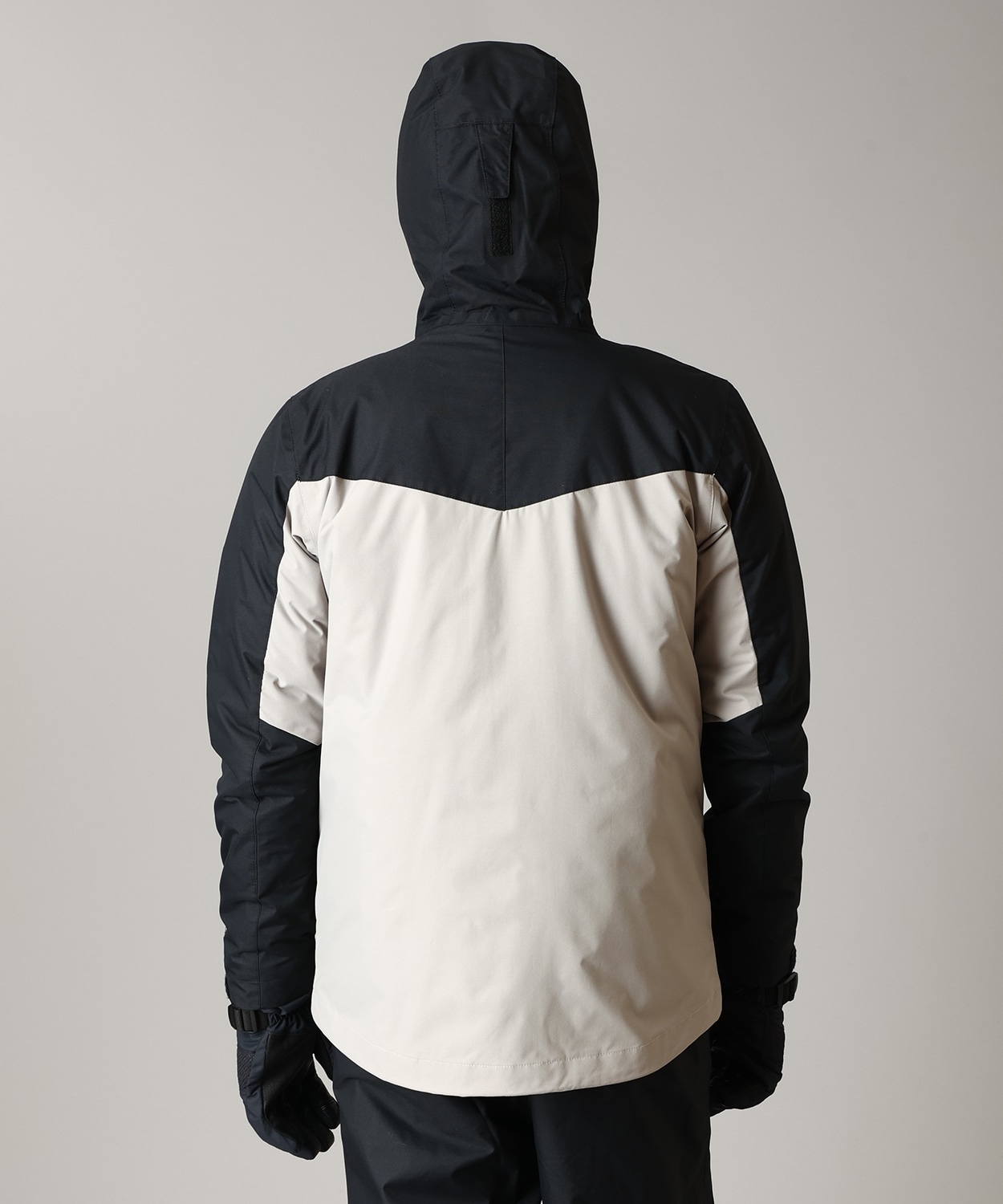 027Flint Grey Black
