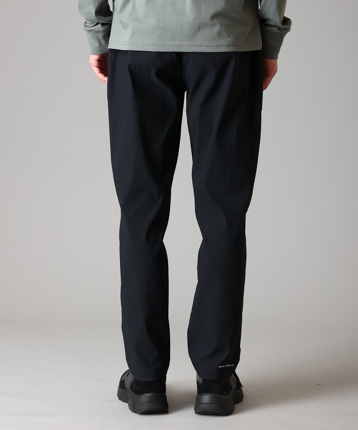 010Black